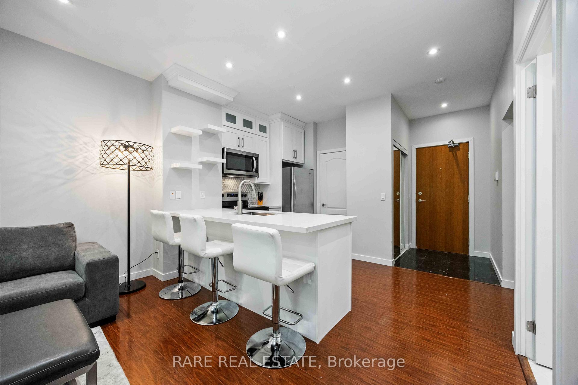 Photo 5 of Unit 106, 50 Disera Drive, Vaughan, Beverley Glen — HOMEH