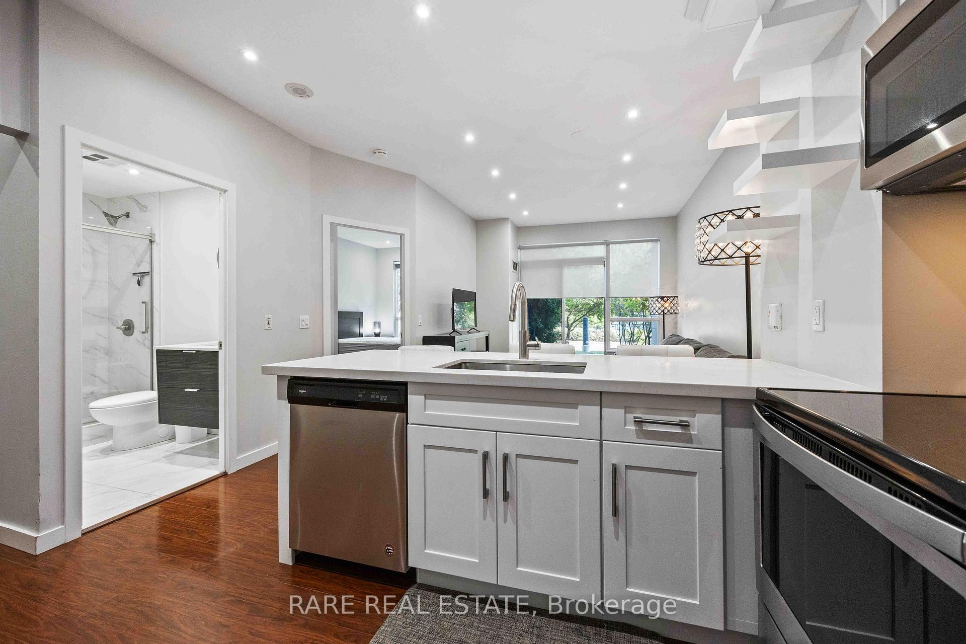 Photo 6 of Unit 106, 50 Disera Drive, Vaughan, Beverley Glen — HOMEH