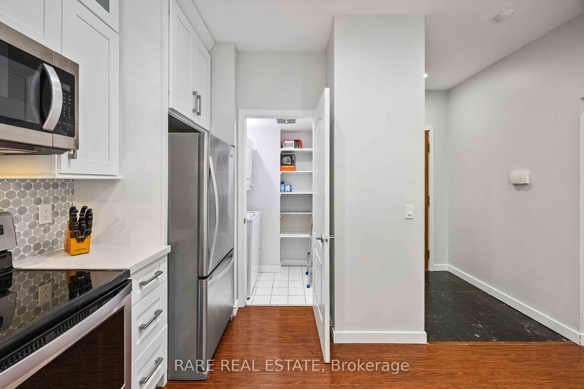 Photo 7 of Unit 106, 50 Disera Drive, Vaughan, Beverley Glen — HOMEH