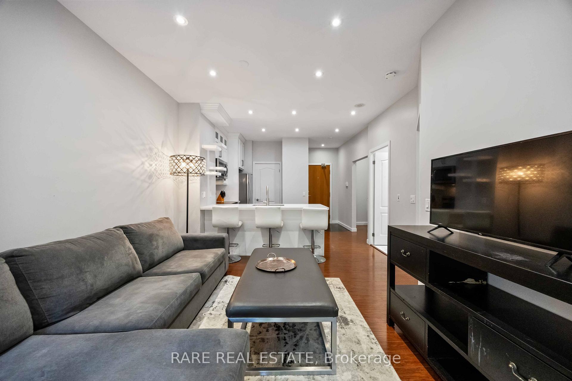 Photo 12 of Unit 106, 50 Disera Drive, Vaughan, Beverley Glen — HOMEH