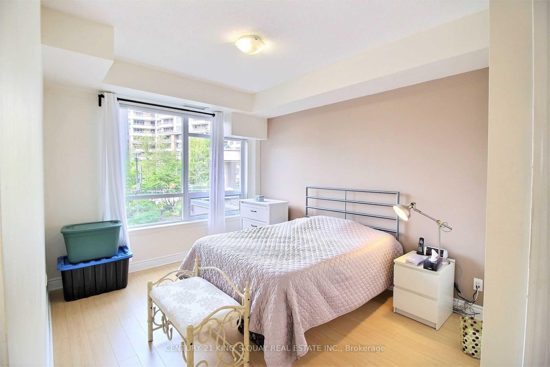 Photo 5 of Unit 252, 23 Cox Boulevard, Markham, Unionville — HOMEH