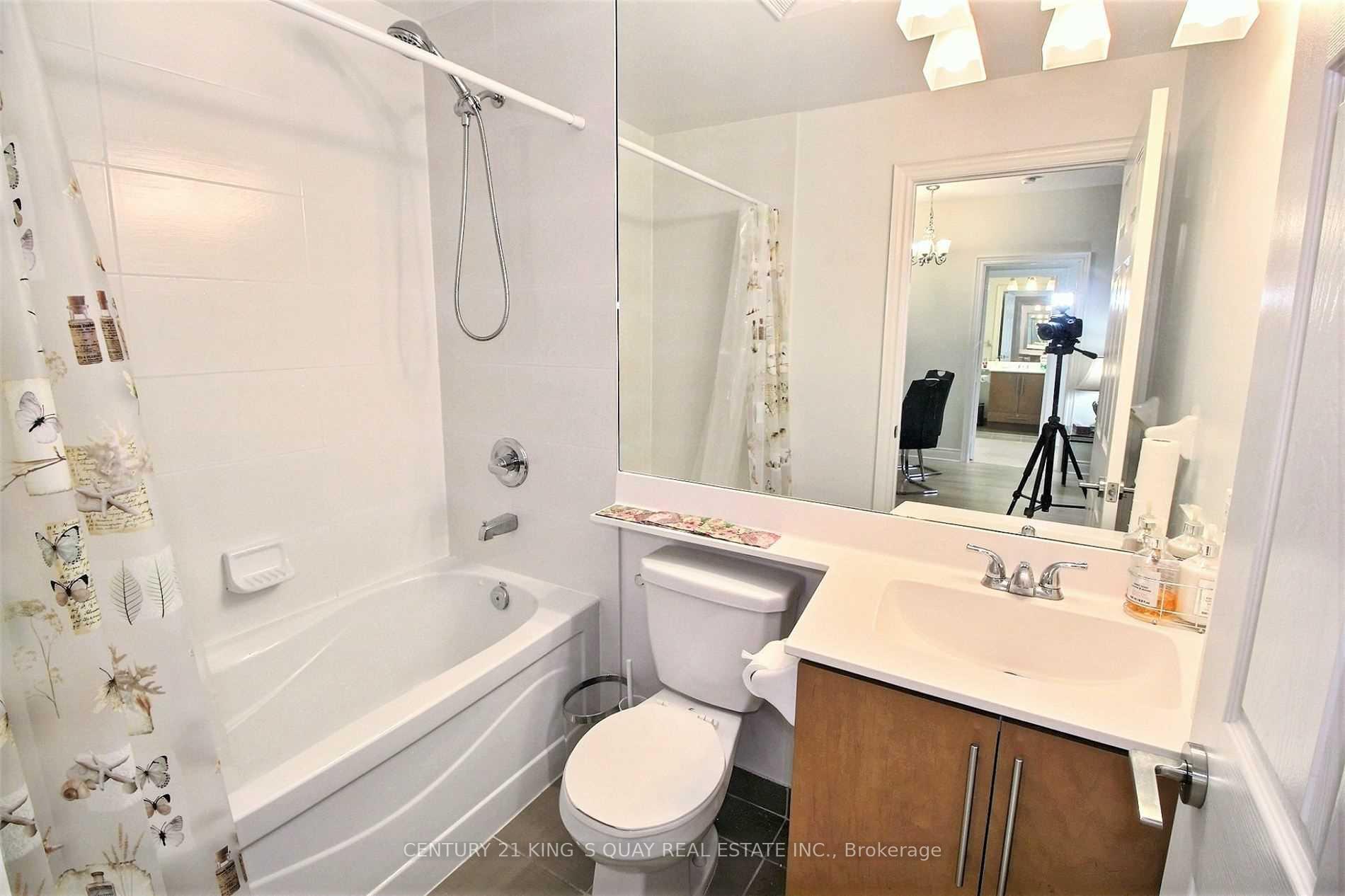 Photo 6 of Unit 252, 23 Cox Boulevard, Markham, Unionville — HOMEH