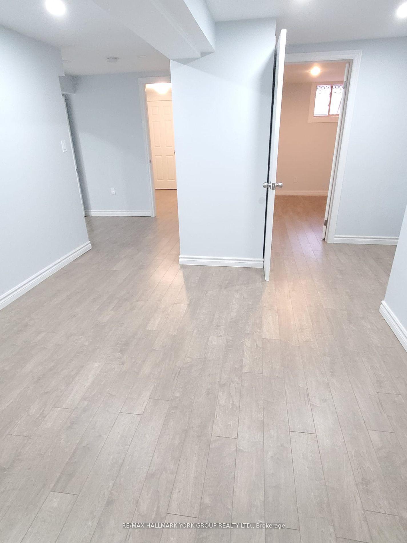 Photo 8 of Unit Bmst, 69 Moorcrest Drive, Aurora, Aurora Village — HOMEH