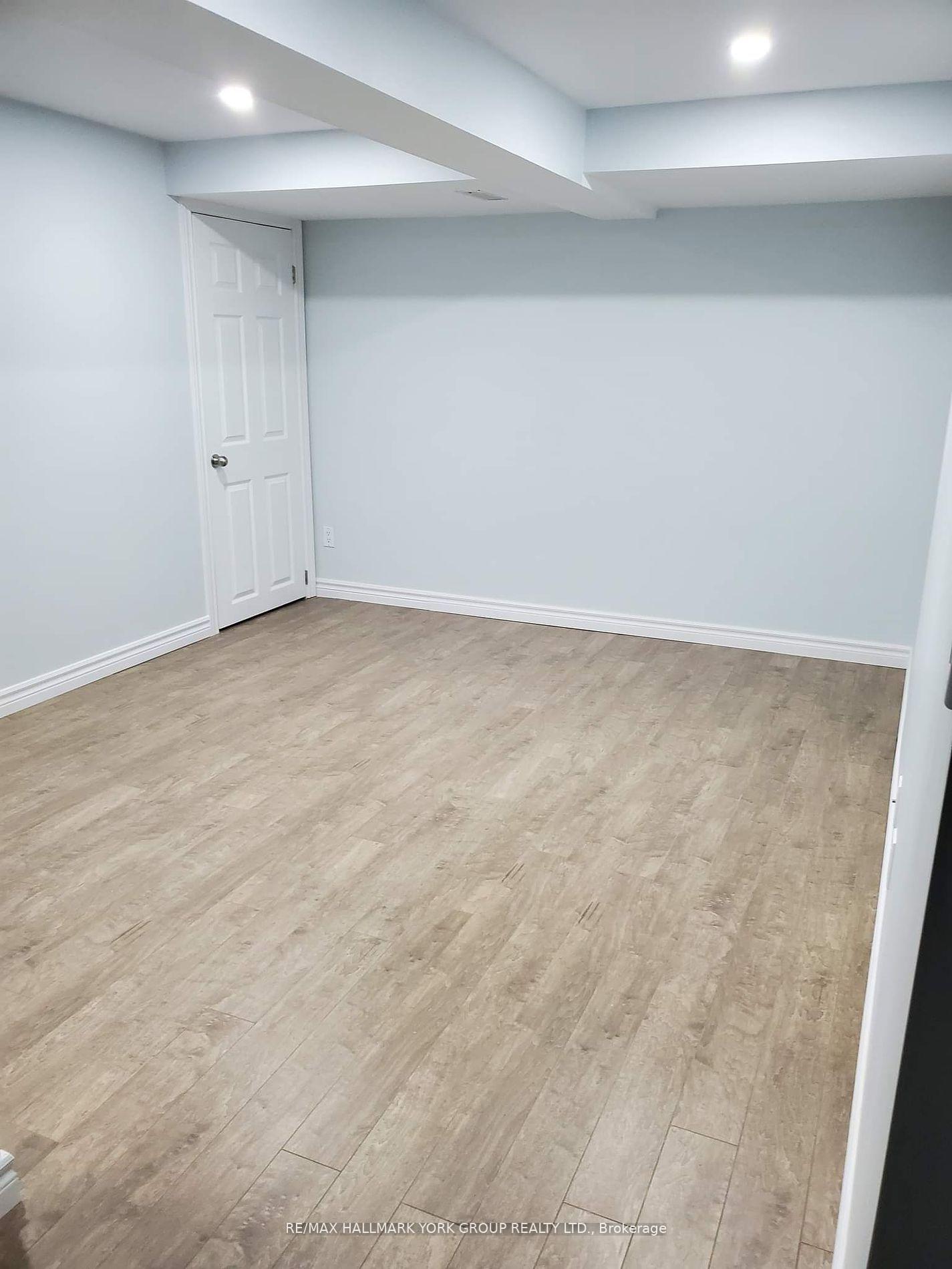 Photo 10 of Unit Bmst, 69 Moorcrest Drive, Aurora, Aurora Village — HOMEH