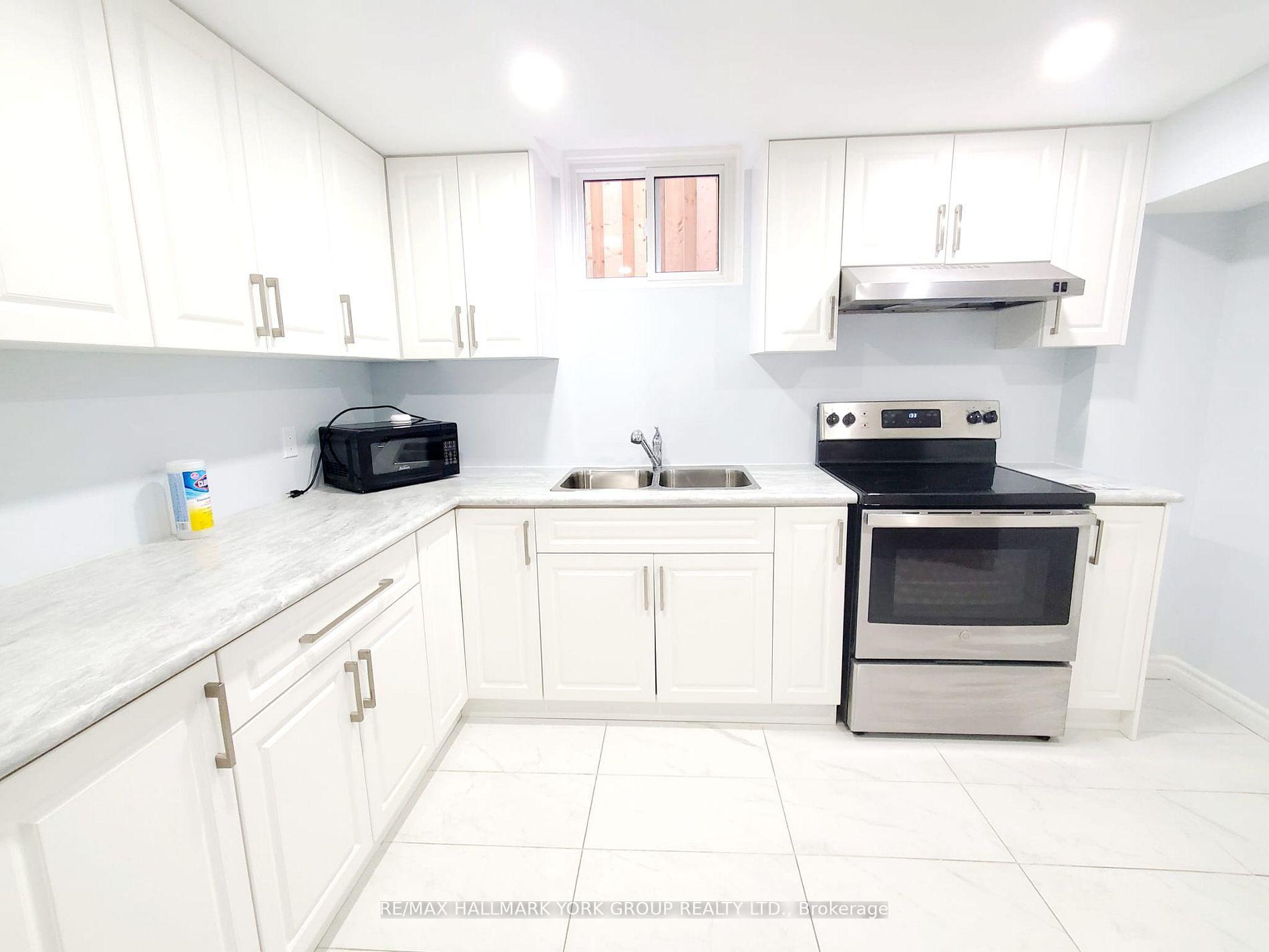 Photo 18 of Unit Bmst, 69 Moorcrest Drive, Aurora, Aurora Village — HOMEH