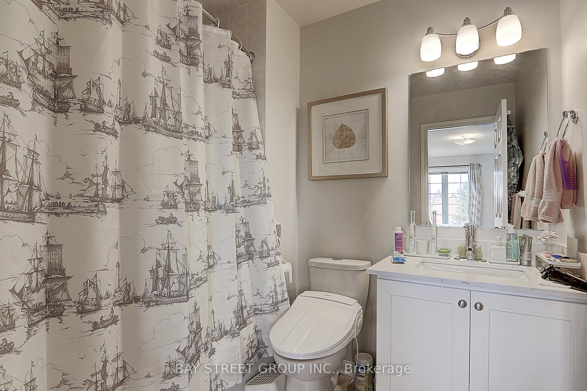 Photo 13 of Unit 8, 3 Alpen Way, Markham, Unionville — HOMEH
