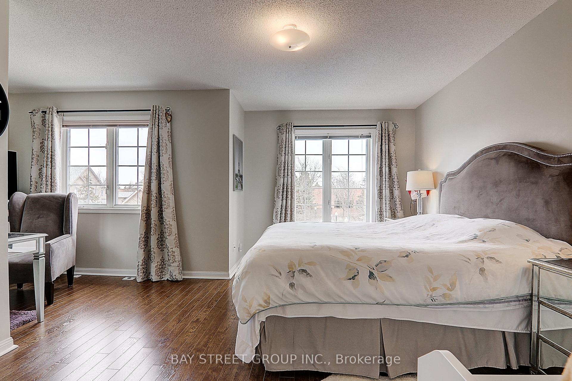 Photo 15 of Unit 8, 3 Alpen Way, Markham, Unionville — HOMEH