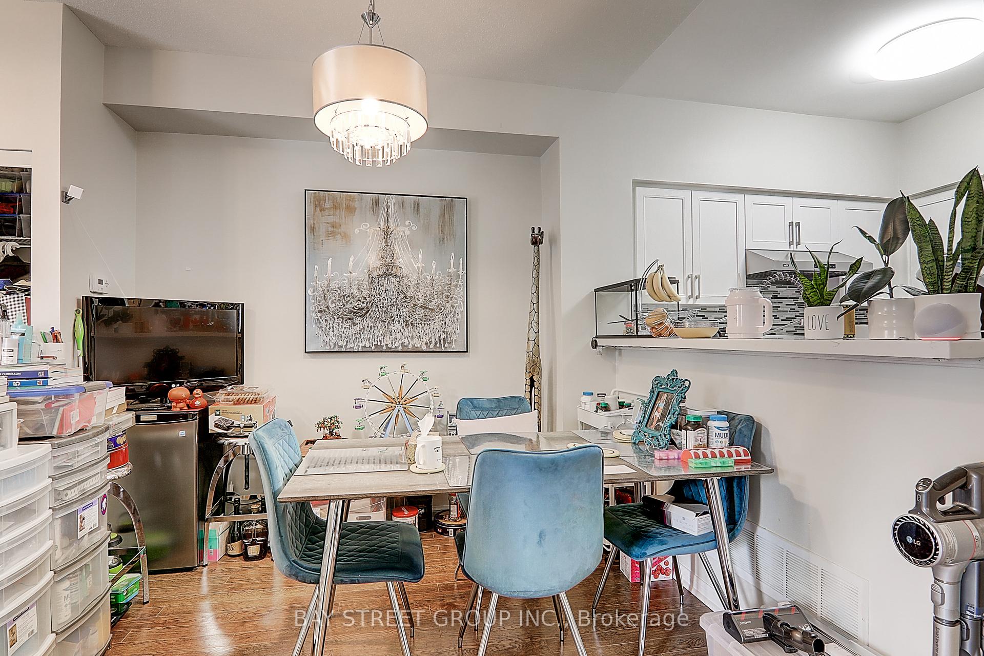 Photo 18 of Unit 8, 3 Alpen Way, Markham, Unionville — HOMEH