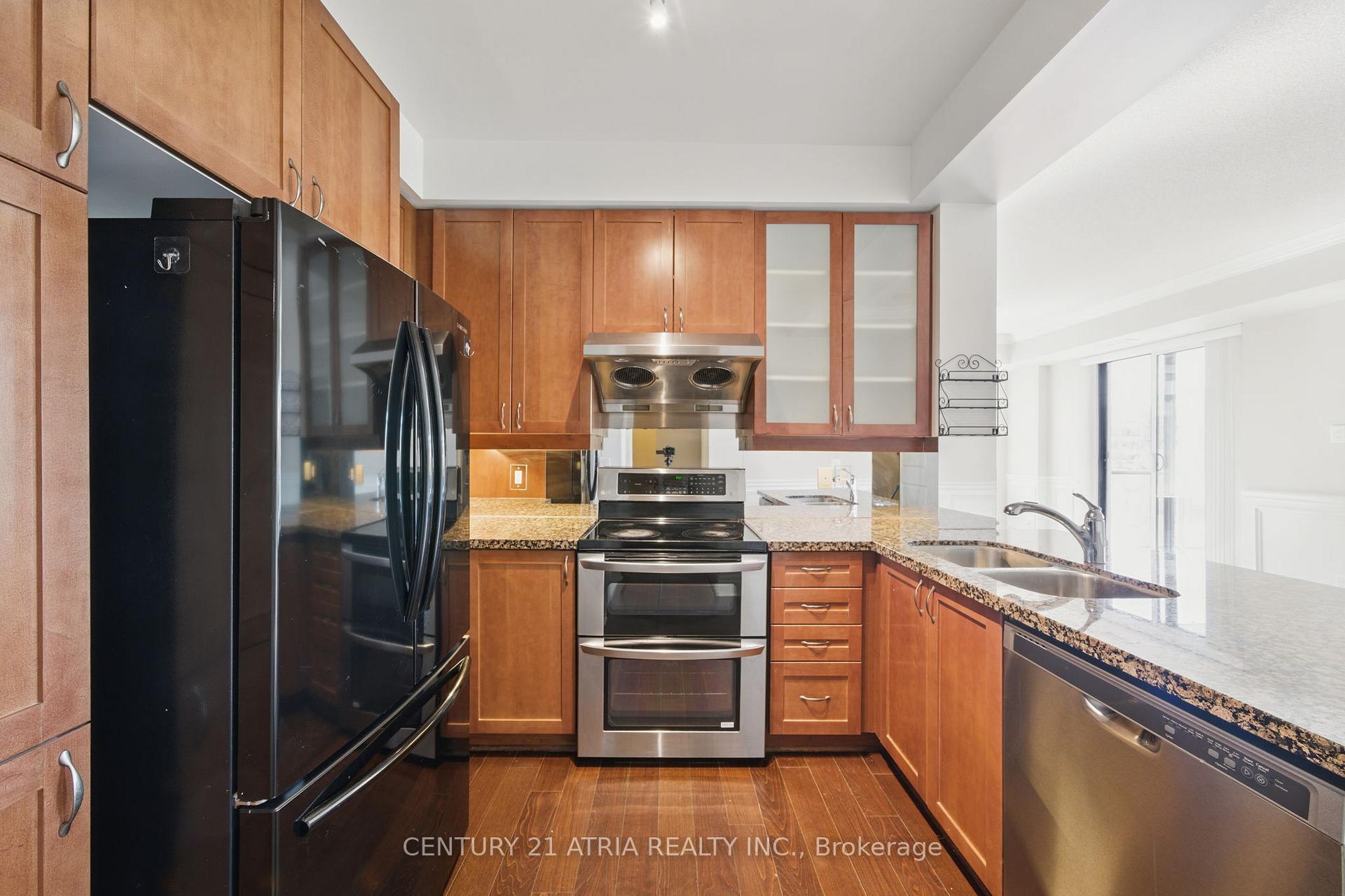 Photo 6 of Unit 502, 111 Upper duke Crescent, Markham, Unionville — HOMEH