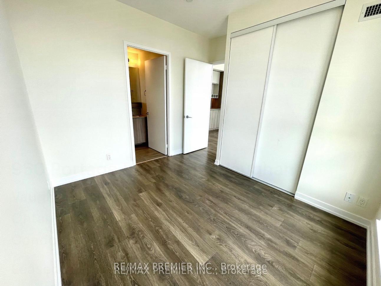 Photo 12 of Unit 3112, 950 Portage Parkway, Vaughan, Vaughan Corporate Centre — HOMEH