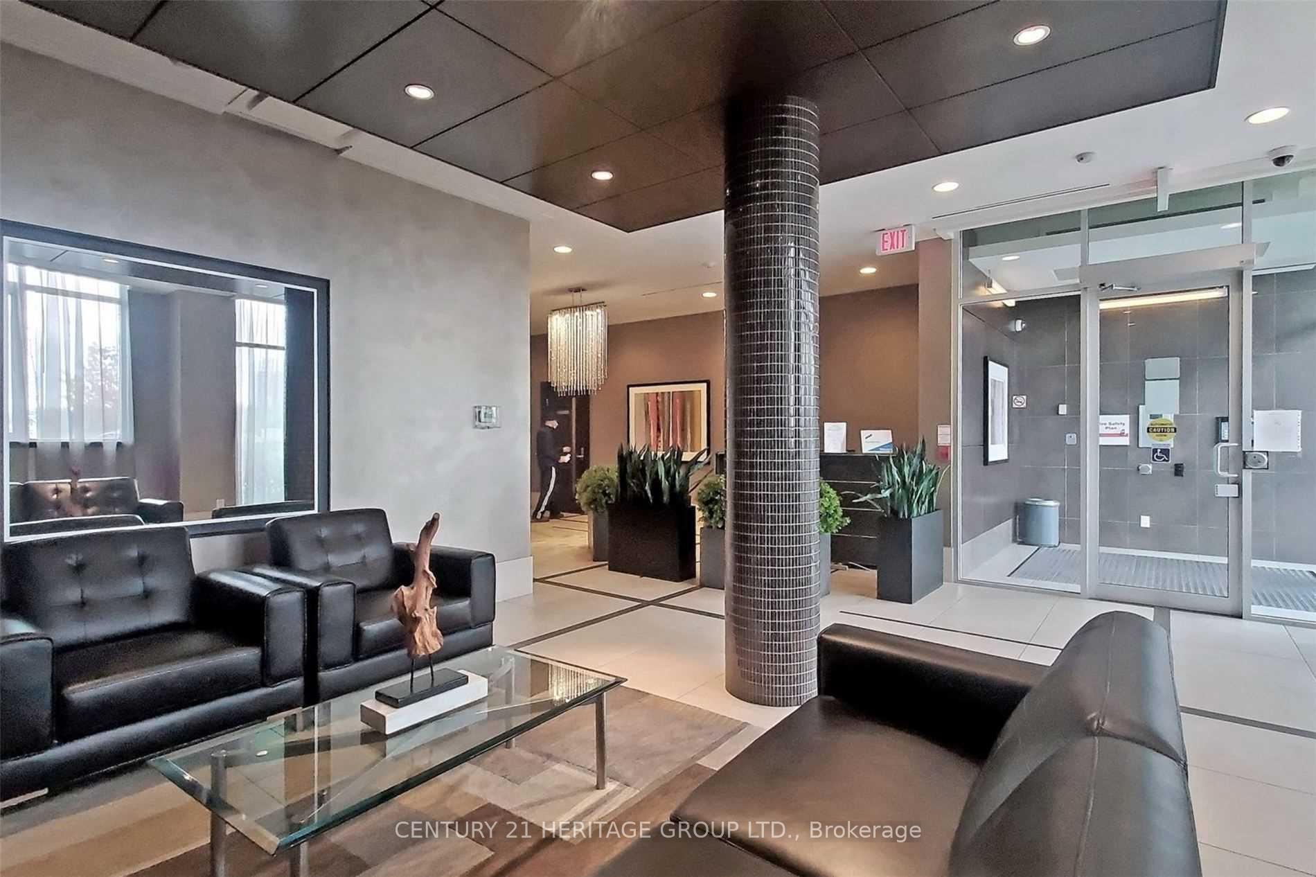 Photo 4 of Unit 309, 111 Upper Duke Crescent, Markham, Unionville — HOMEH
