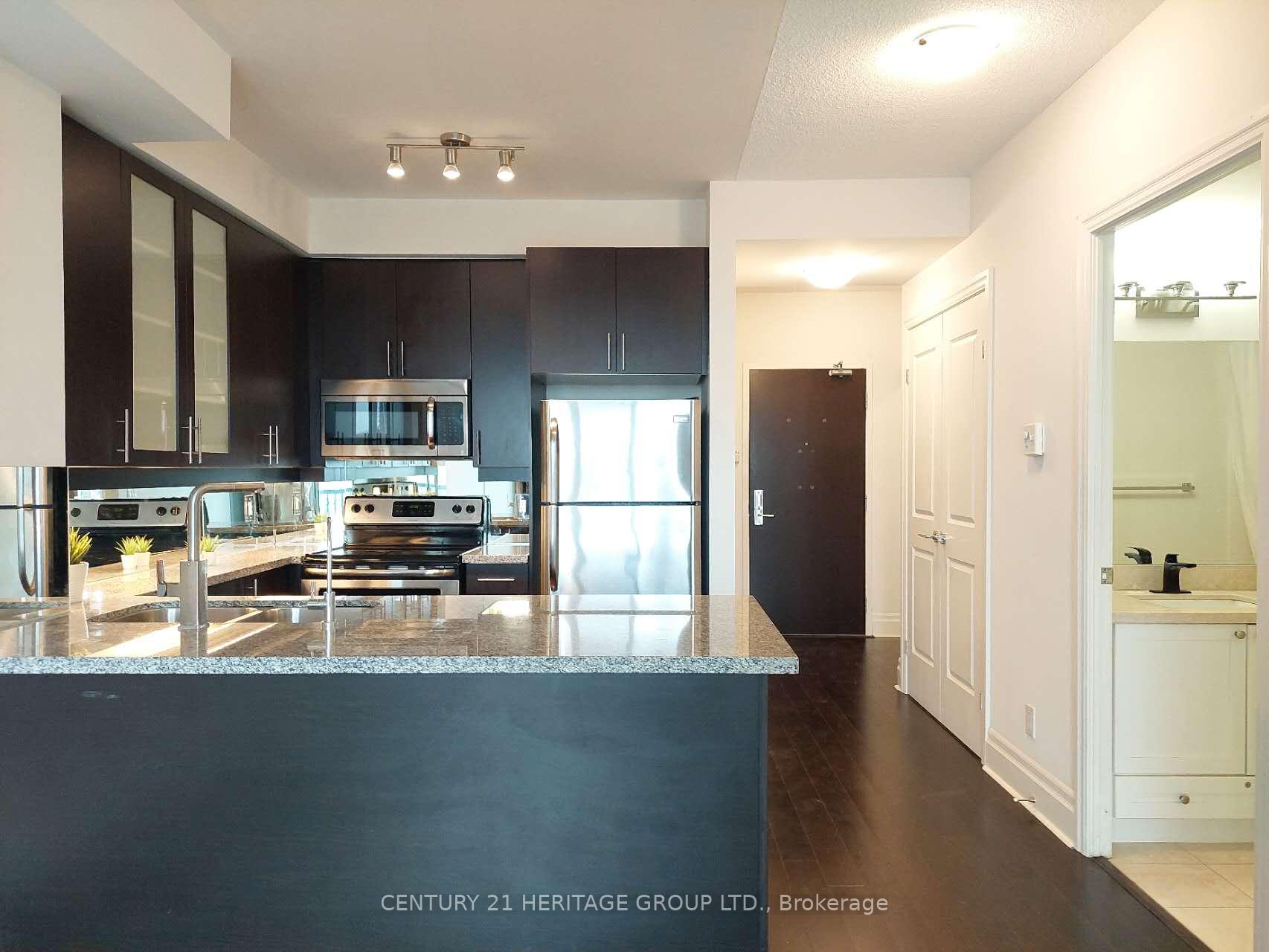 Photo 8 of Unit 309, 111 Upper Duke Crescent, Markham, Unionville — HOMEH