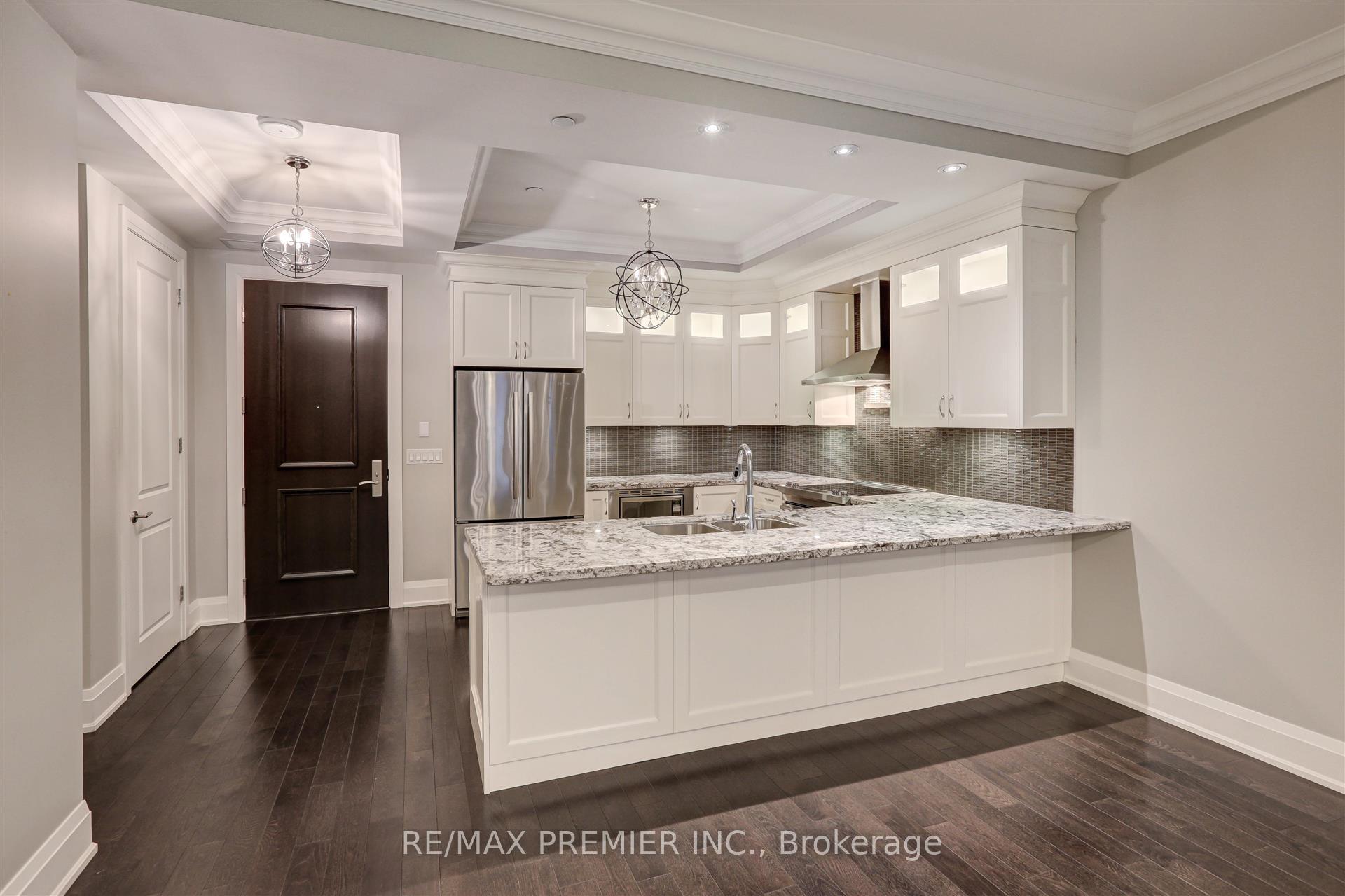 Photo 10 of Unit 111, 9909 Pine Valley Drive, Vaughan, Vellore Village — HOMEH