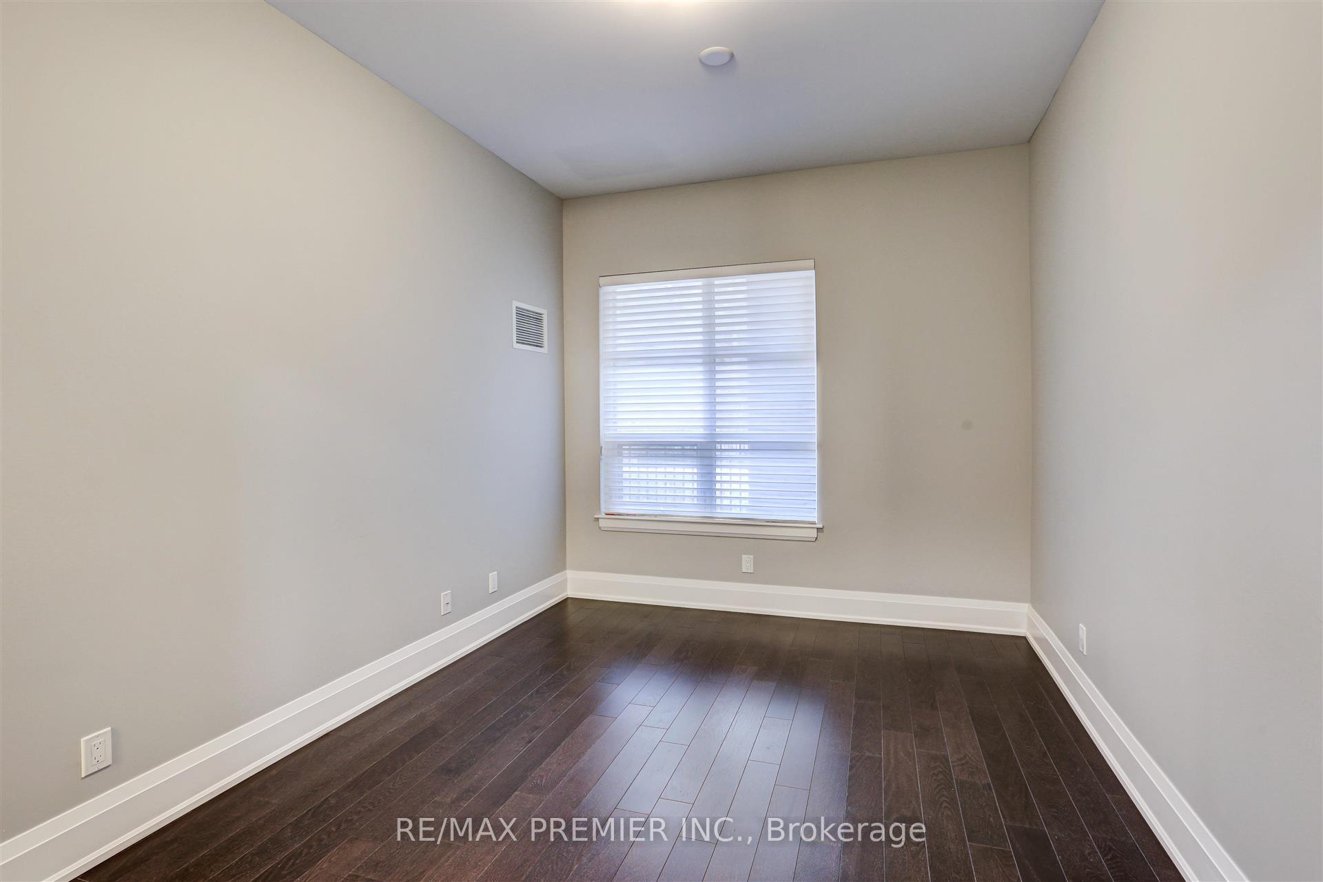 Photo 21 of Unit 111, 9909 Pine Valley Drive, Vaughan, Vellore Village — HOMEH