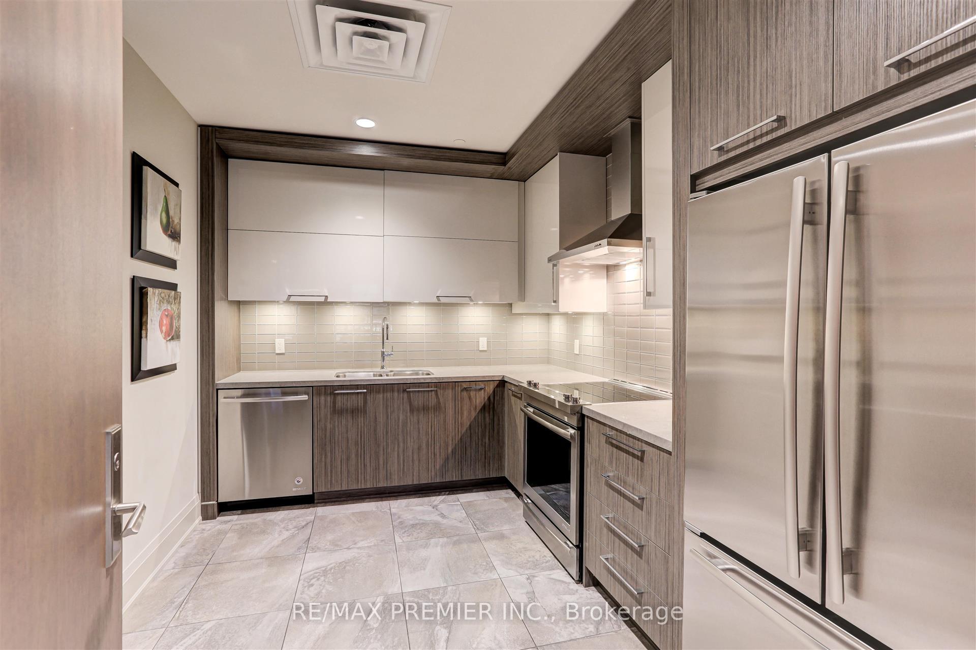 Photo 37 of Unit 111, 9909 Pine Valley Drive, Vaughan, Vellore Village — HOMEH