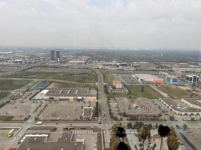Photo 12 of Unit 5610, 898 Portage Parkway, Vaughan, Concord — HOMEH