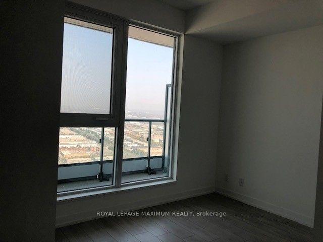 Photo 14 of Unit 5610, 898 Portage Parkway, Vaughan, Concord — HOMEH