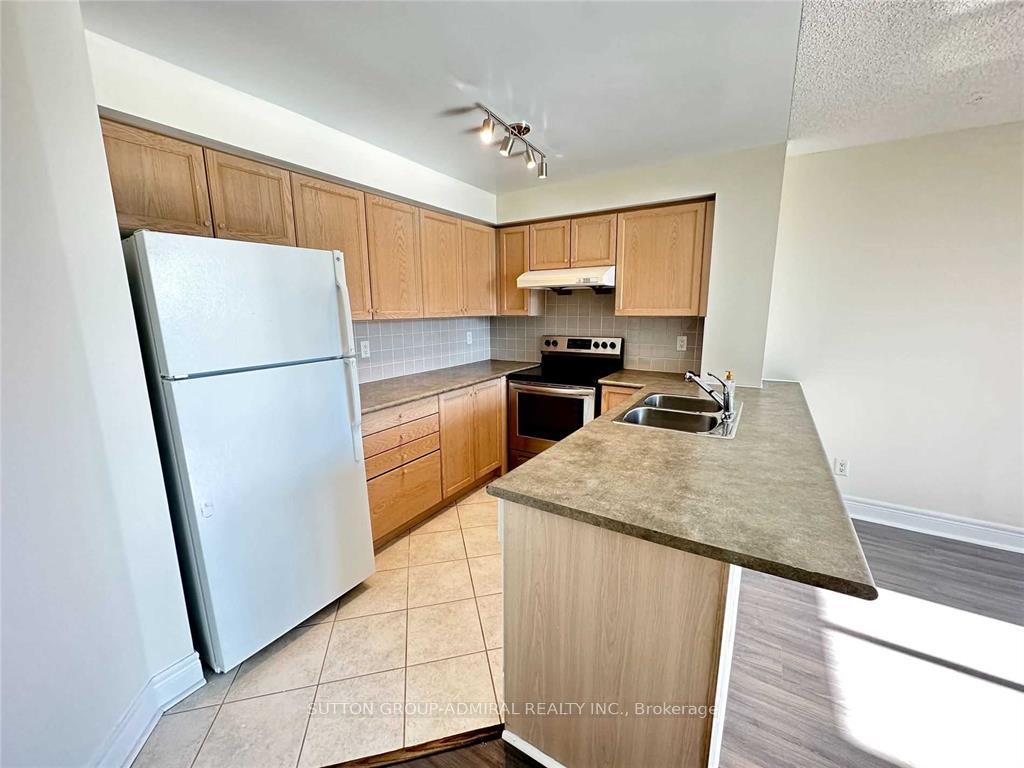 Photo 4 of Unit 301, 48 Suncrest Boulevard, Markham, Commerce Valley — HOMEH