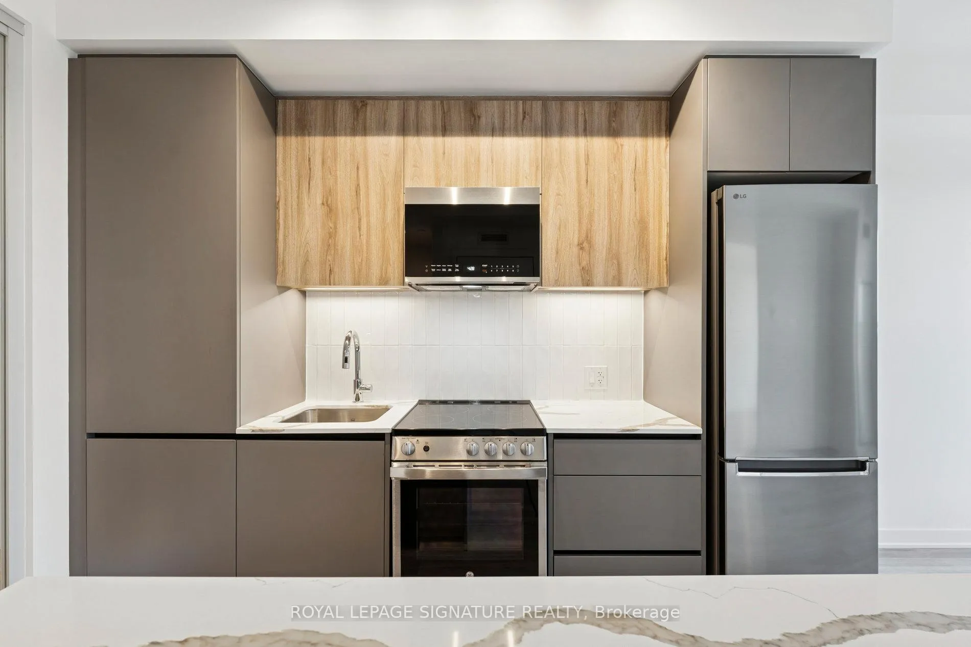 Photo 10 of Unit 817, 20 All Nations Drive, Brampton, Northwest Brampton — HOMEH
