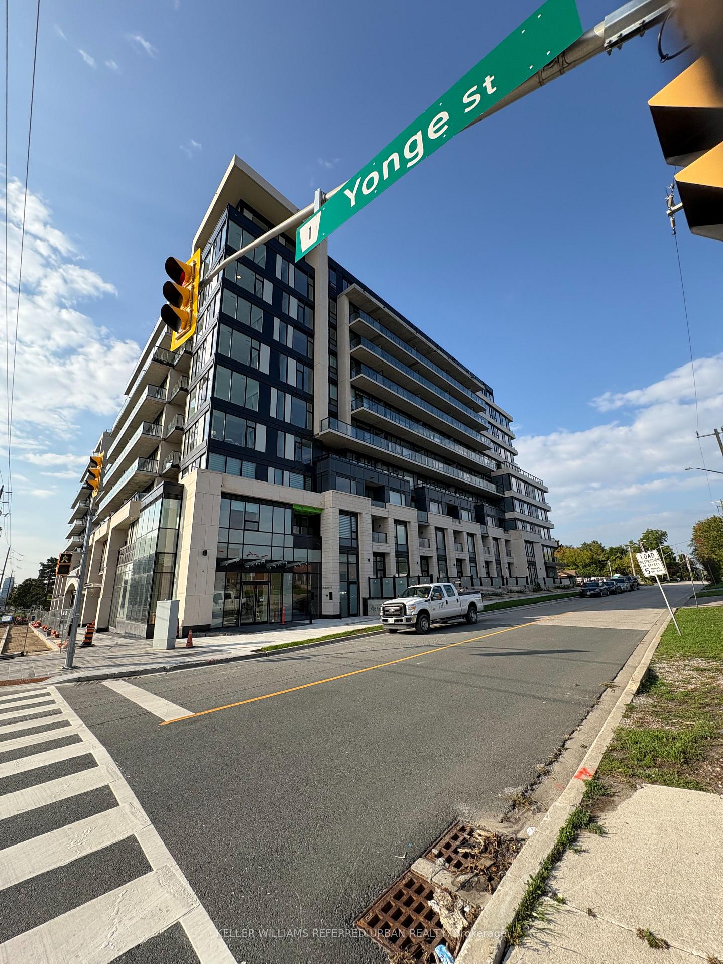 Photo 3 of Unit 513, 8188 Yonge Street S, Vaughan, Uplands — HOMEH