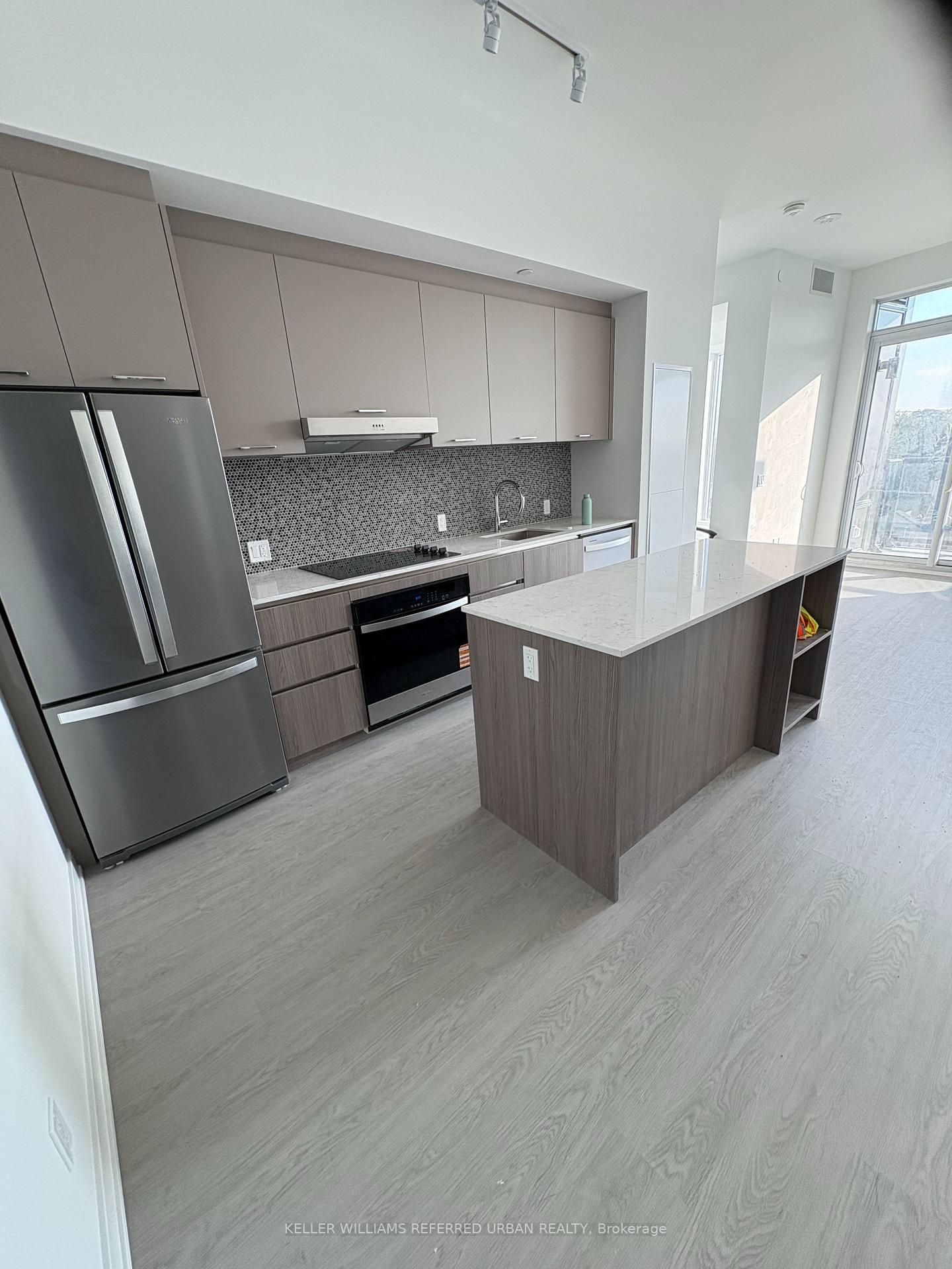 Photo 6 of Unit 513, 8188 Yonge Street S, Vaughan, Uplands — HOMEH