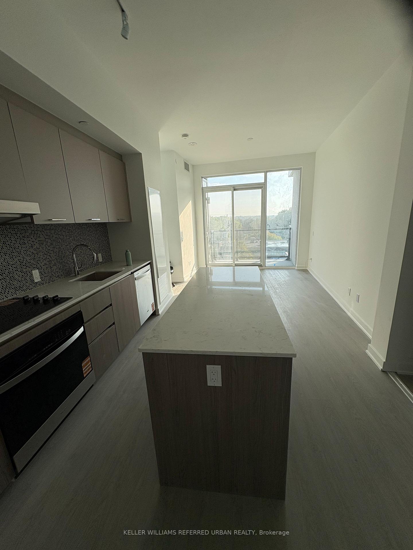 Photo 10 of Unit 513, 8188 Yonge Street S, Vaughan, Uplands — HOMEH