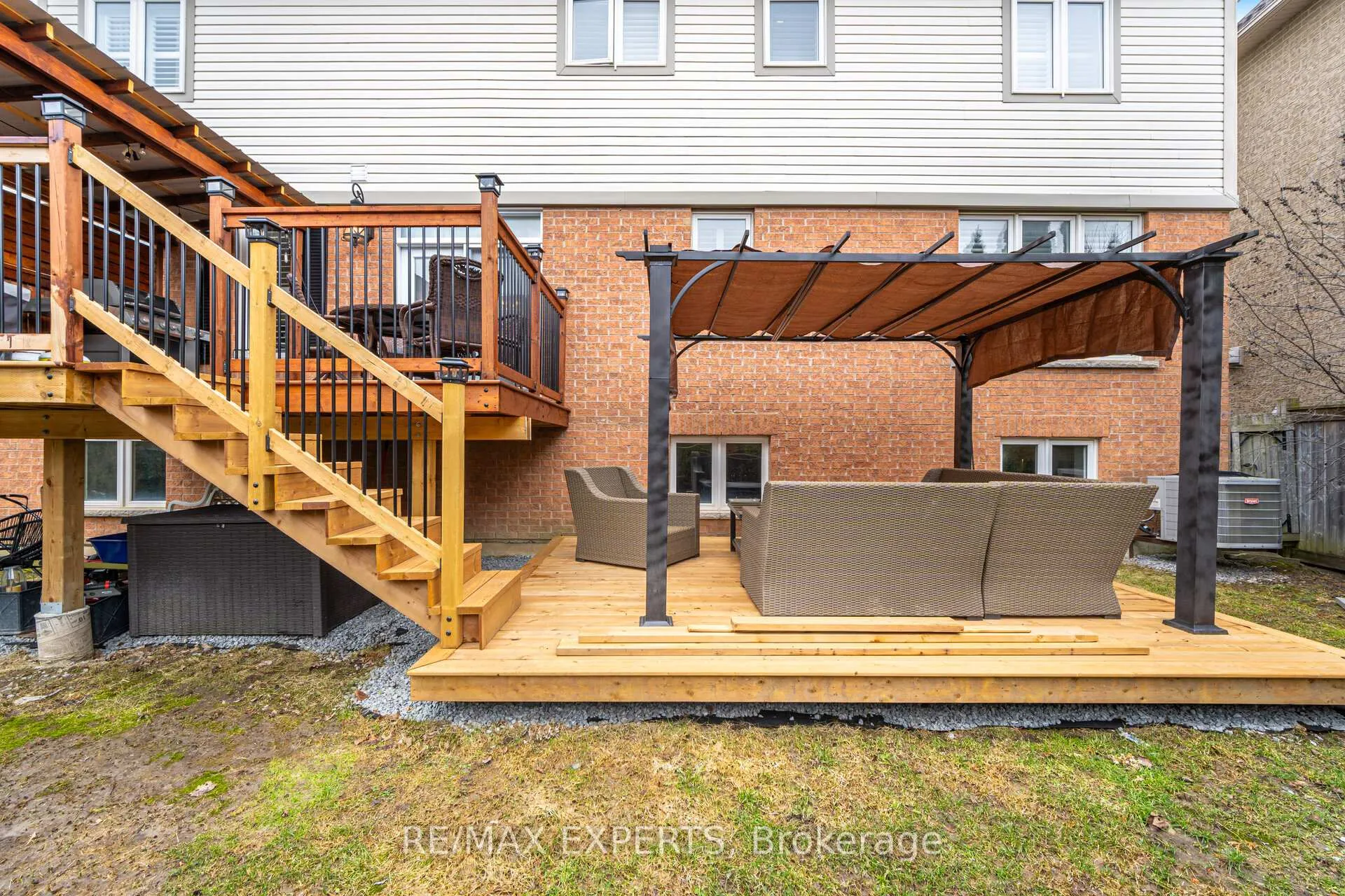 Photo 38 of 1990 Solar Place, Oshawa, Windfields — HOMEH