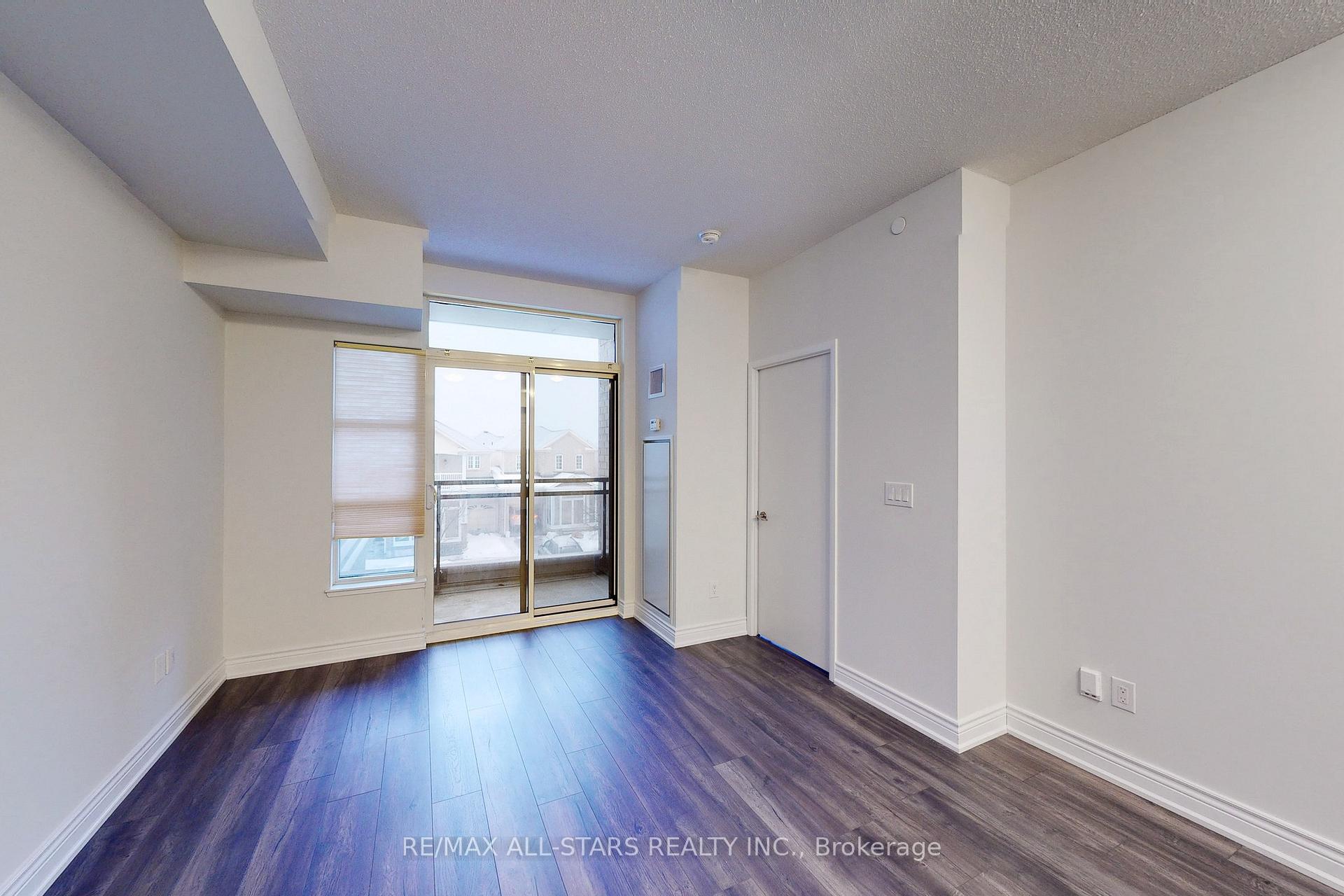 Photo 5 of Unit 218, 540 Bur Oak Avenue, Markham, Berczy — HOMEH