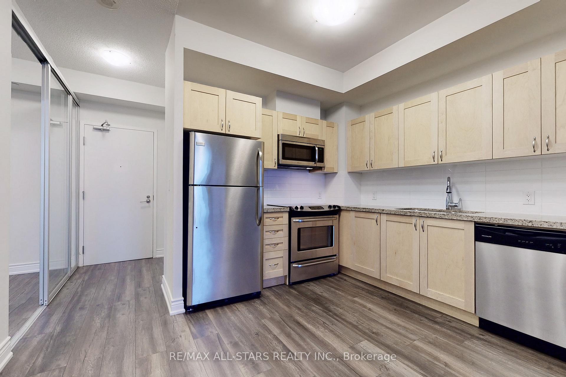 Photo 8 of Unit 218, 540 Bur Oak Avenue, Markham, Berczy — HOMEH