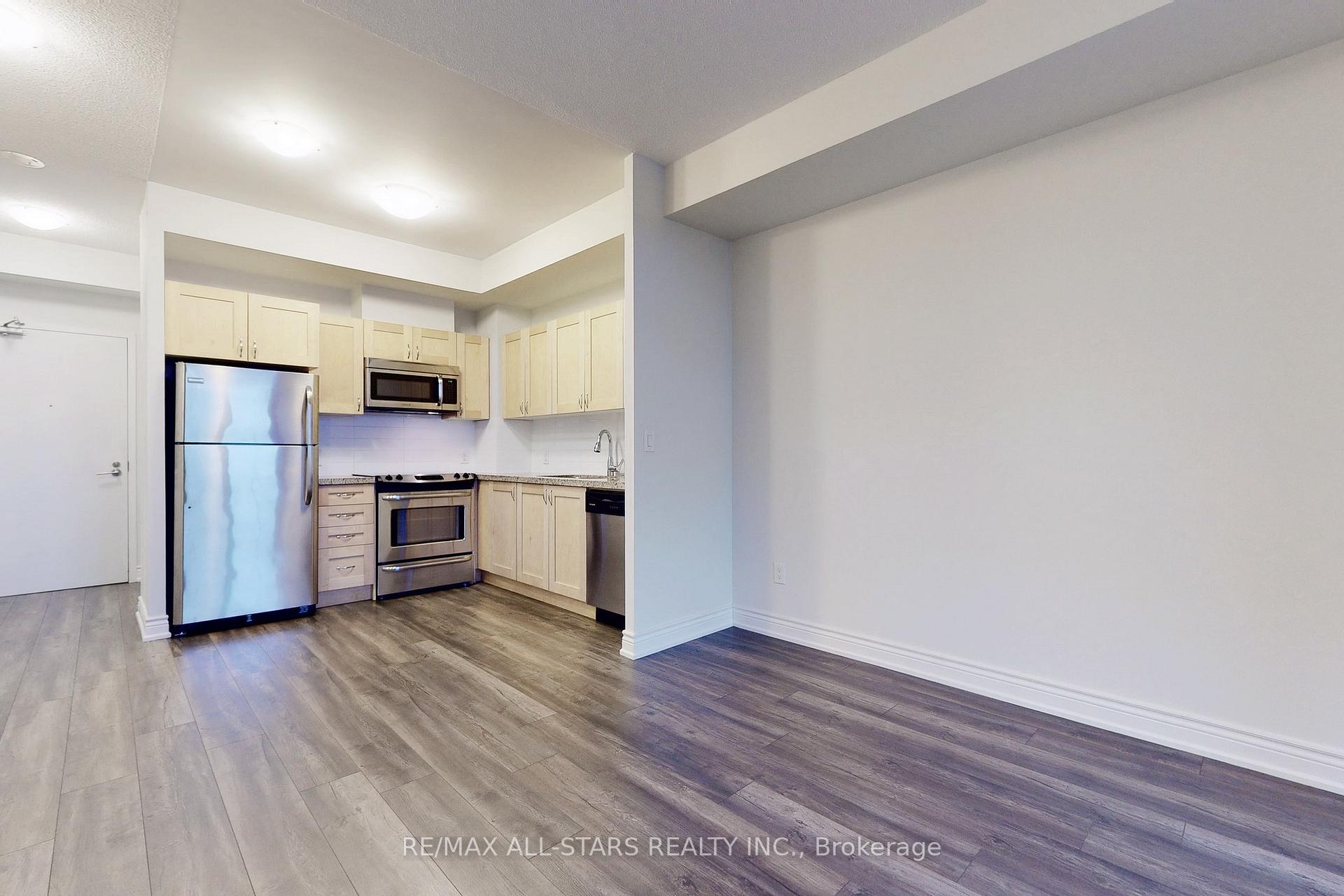 Photo 12 of Unit 218, 540 Bur Oak Avenue, Markham, Berczy — HOMEH