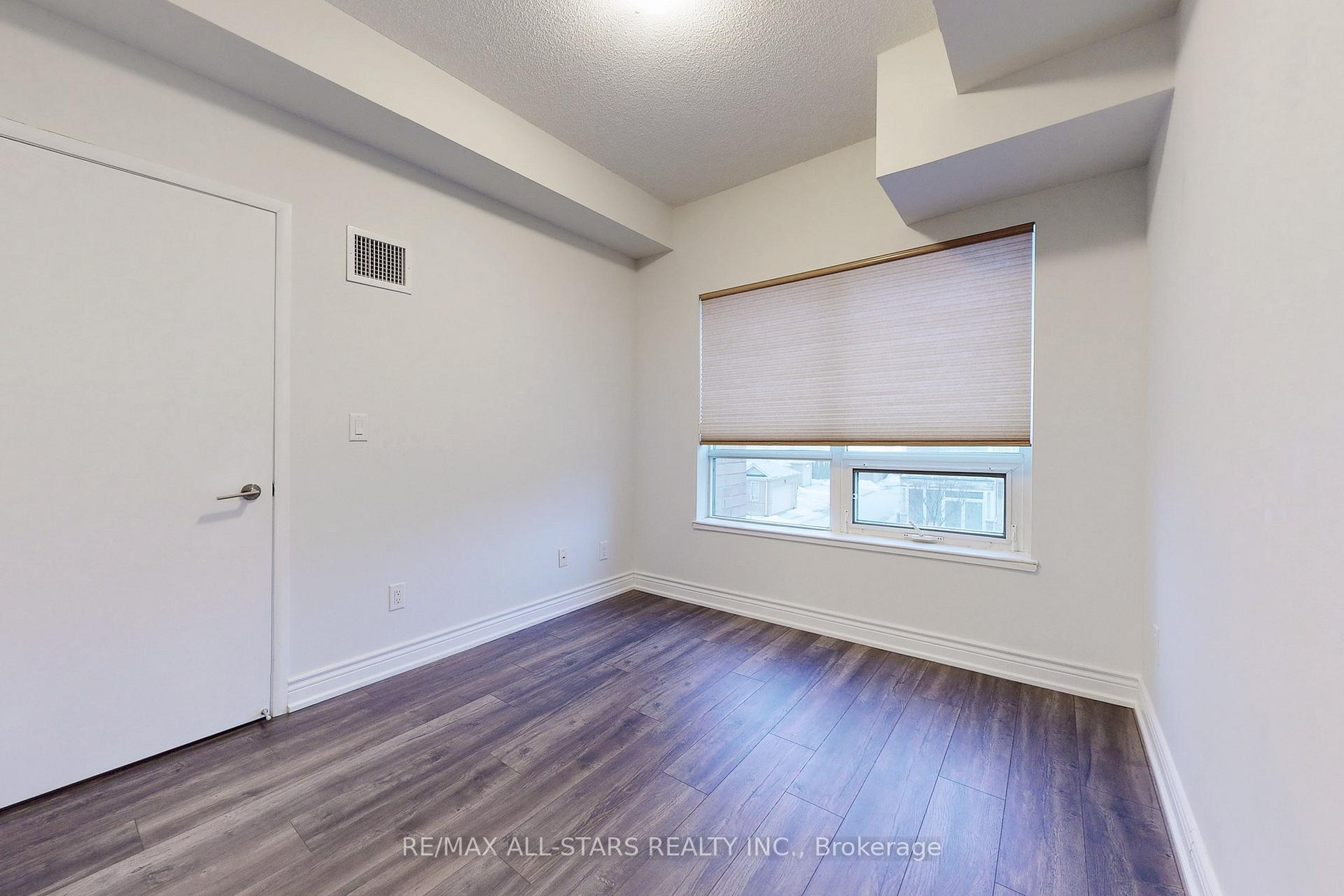 Photo 36 of Unit 218, 540 Bur Oak Avenue, Markham, Berczy — HOMEH