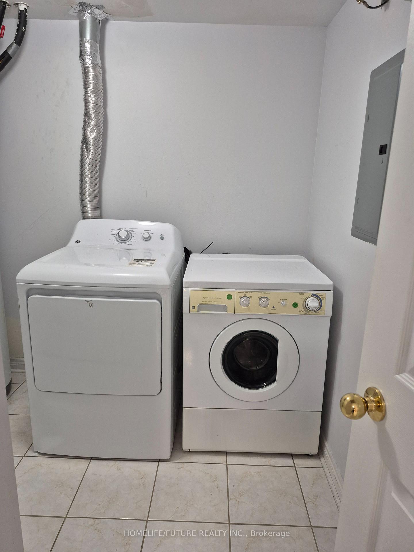 Photo 8 of Unit 408, 7428 Markham Road, Markham, Middlefield — HOMEH