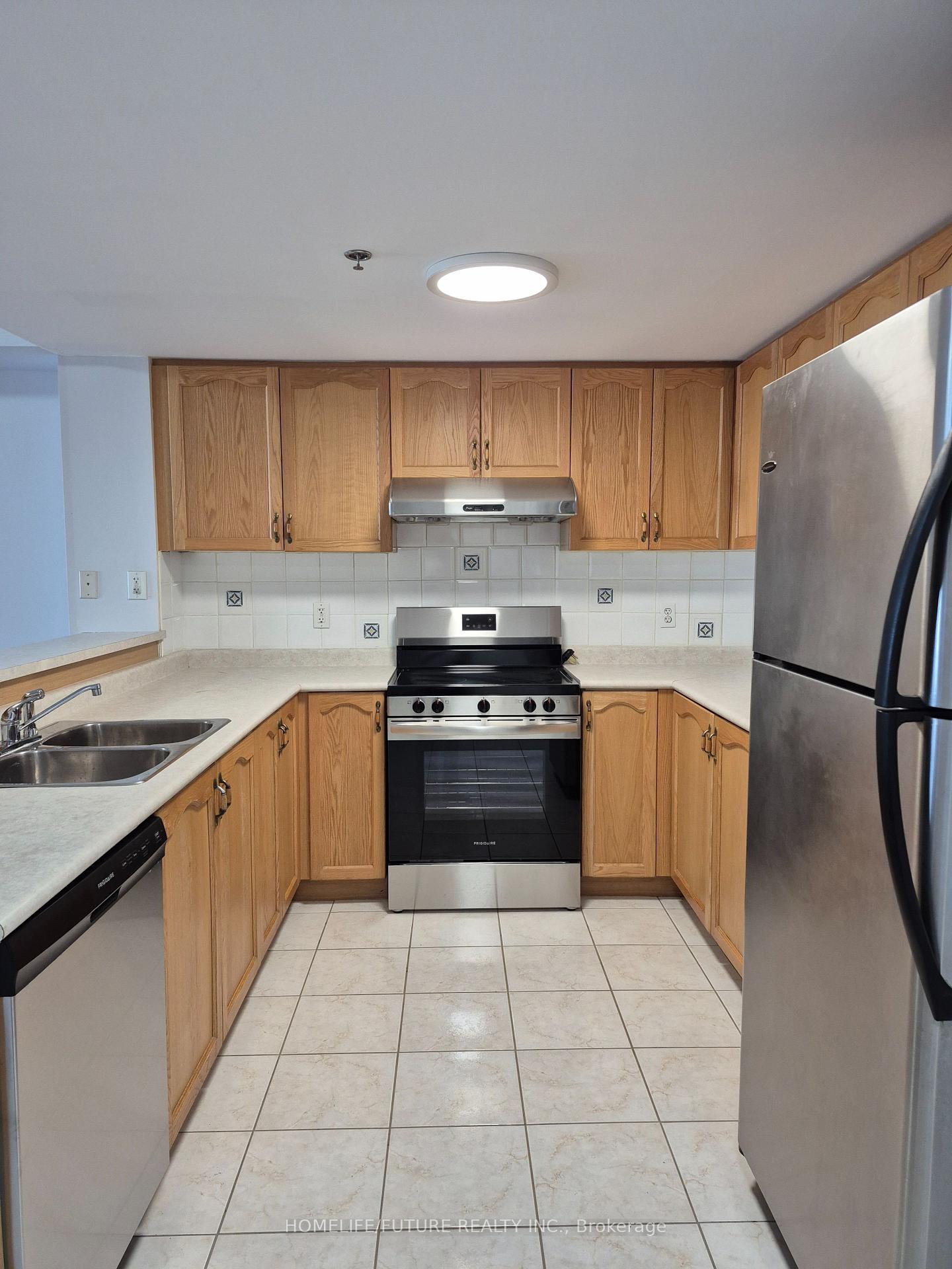 Photo 18 of Unit 408, 7428 Markham Road, Markham, Middlefield — HOMEH