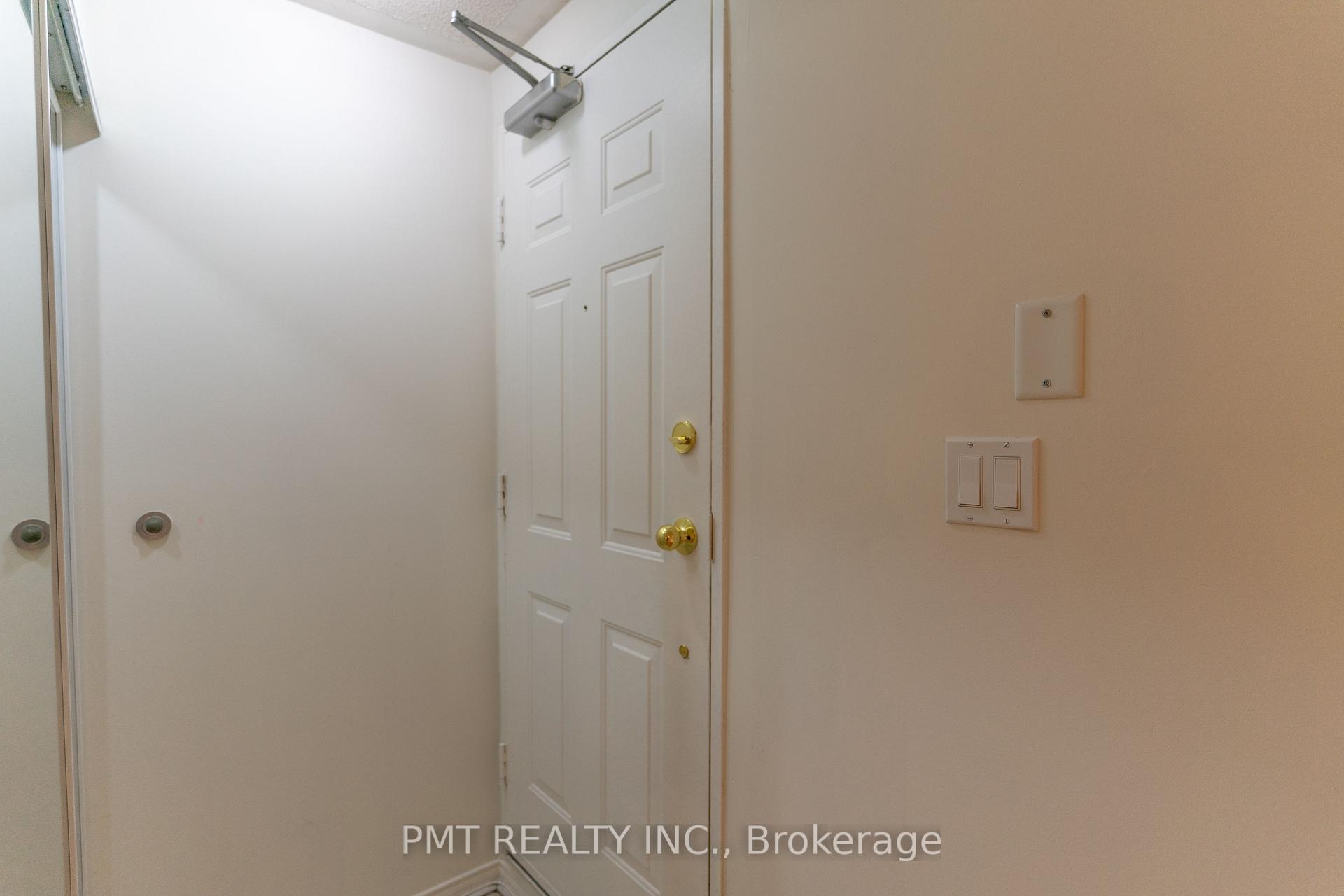 Photo 4 of Unit 126, 316 John Street, Markham, Aileen-Willowbrook — HOMEH
