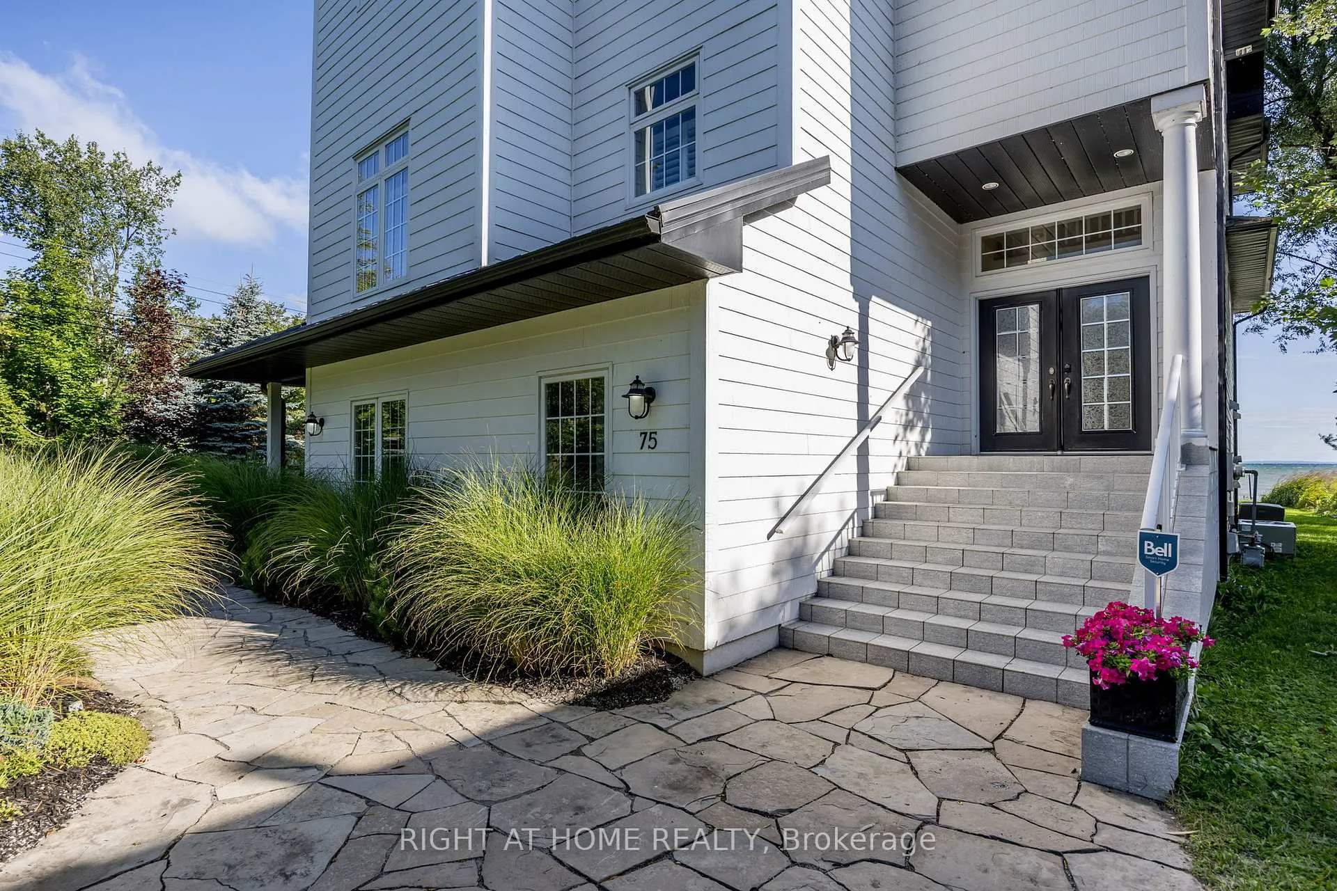 Photo 3 of 75 Indian Trail, Collingwood — HOMEH
