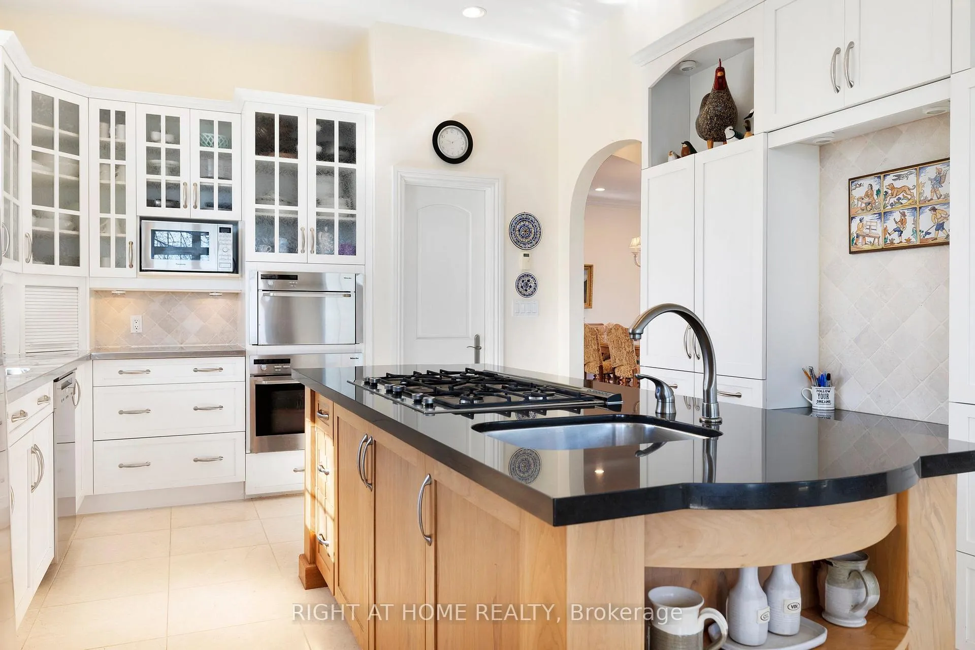 Photo 18 of 75 Indian Trail, Collingwood — HOMEH
