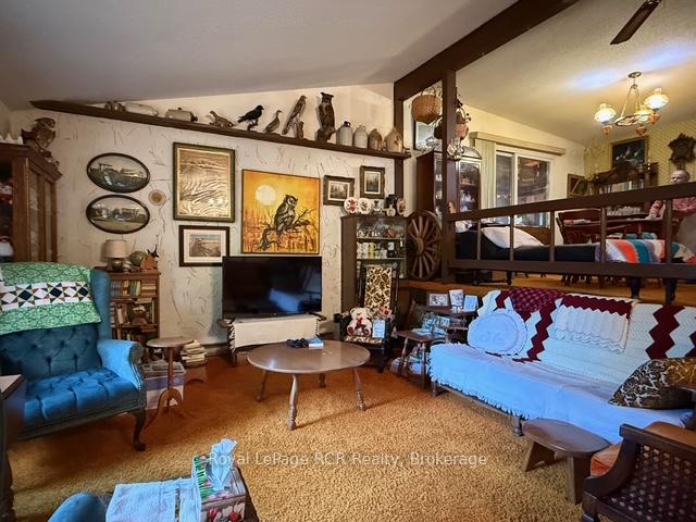 Photo 14 of 315693 6 Highway, Chatsworth — HOMEH