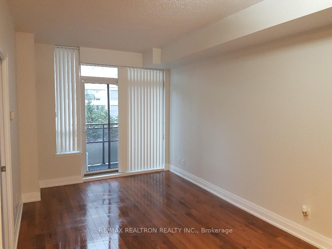 Photo 2 of Unit 303, 75 North Park Road, Vaughan, Beverley Glen — HOMEH