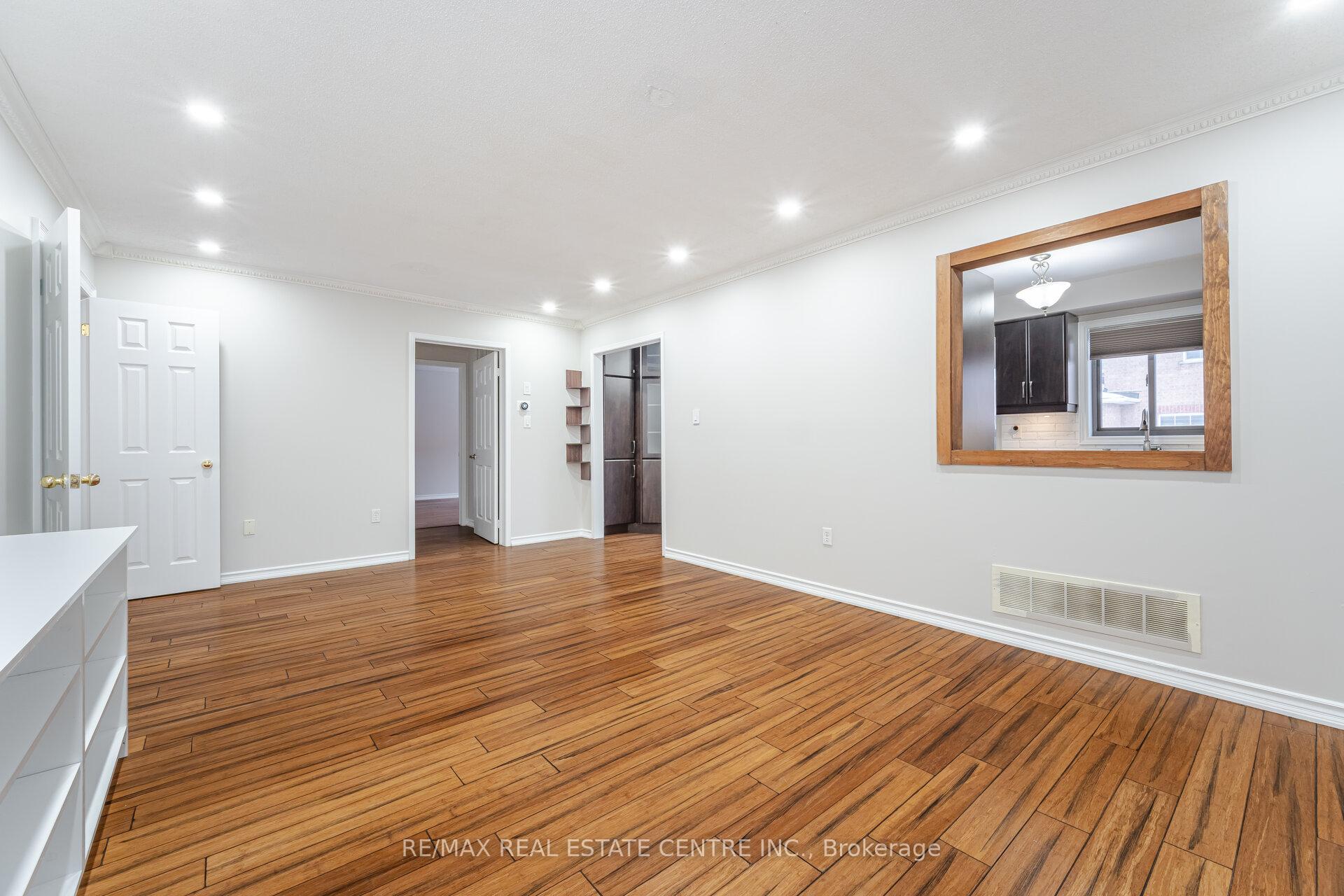 Photo 18 of 10 Sheldon Drive, Ajax, Central — HOMEH