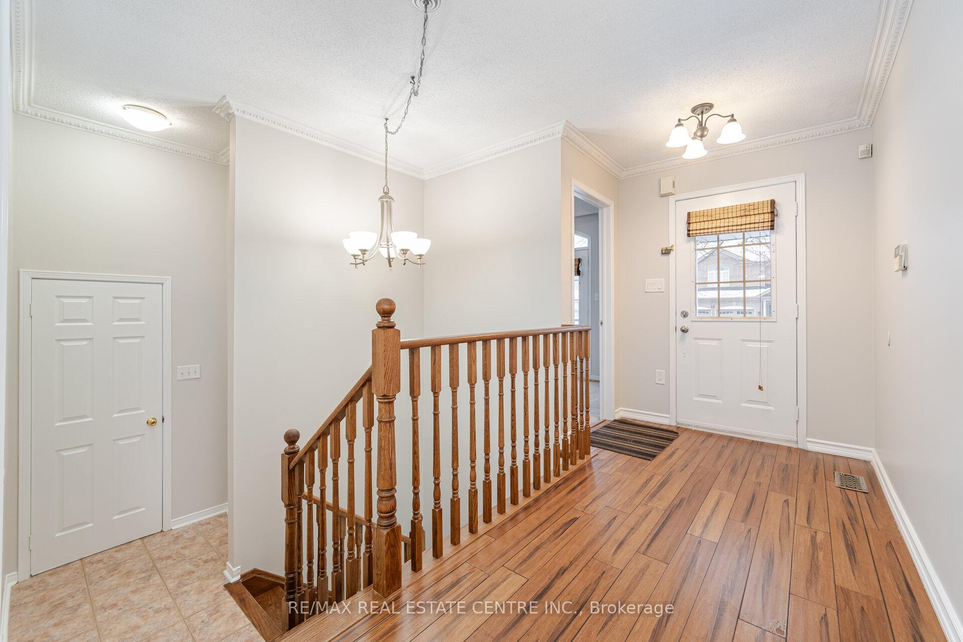 Photo 23 of 10 Sheldon Drive, Ajax, Central — HOMEH