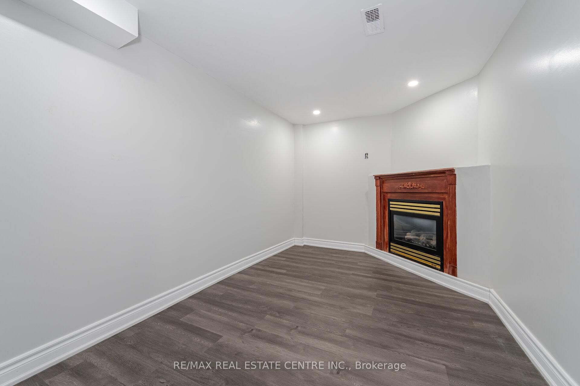 Photo 40 of 10 Sheldon Drive, Ajax, Central — HOMEH