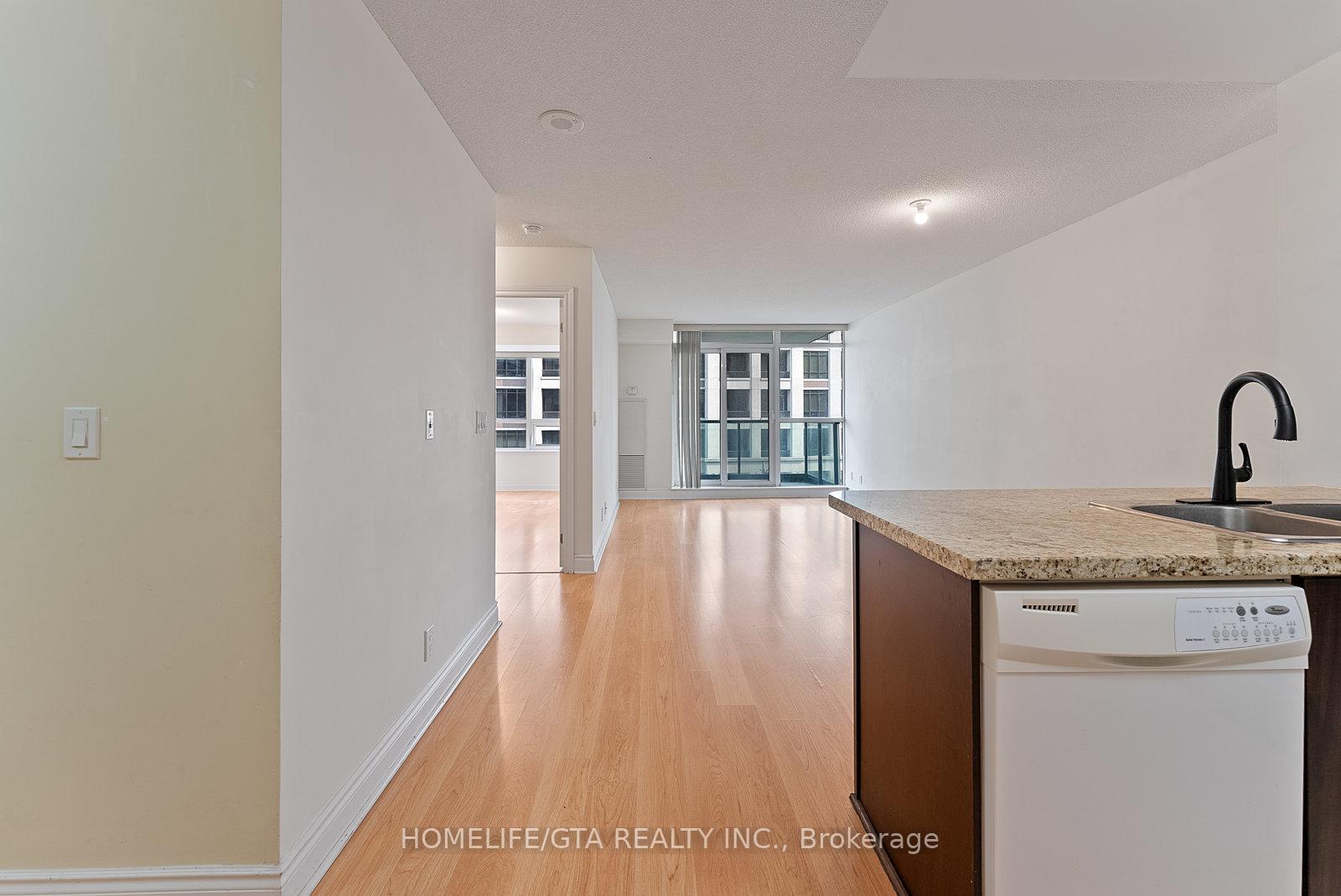 Photo 3 of Unit 507, 30 Clegg Road, Markham, Unionville — HOMEH