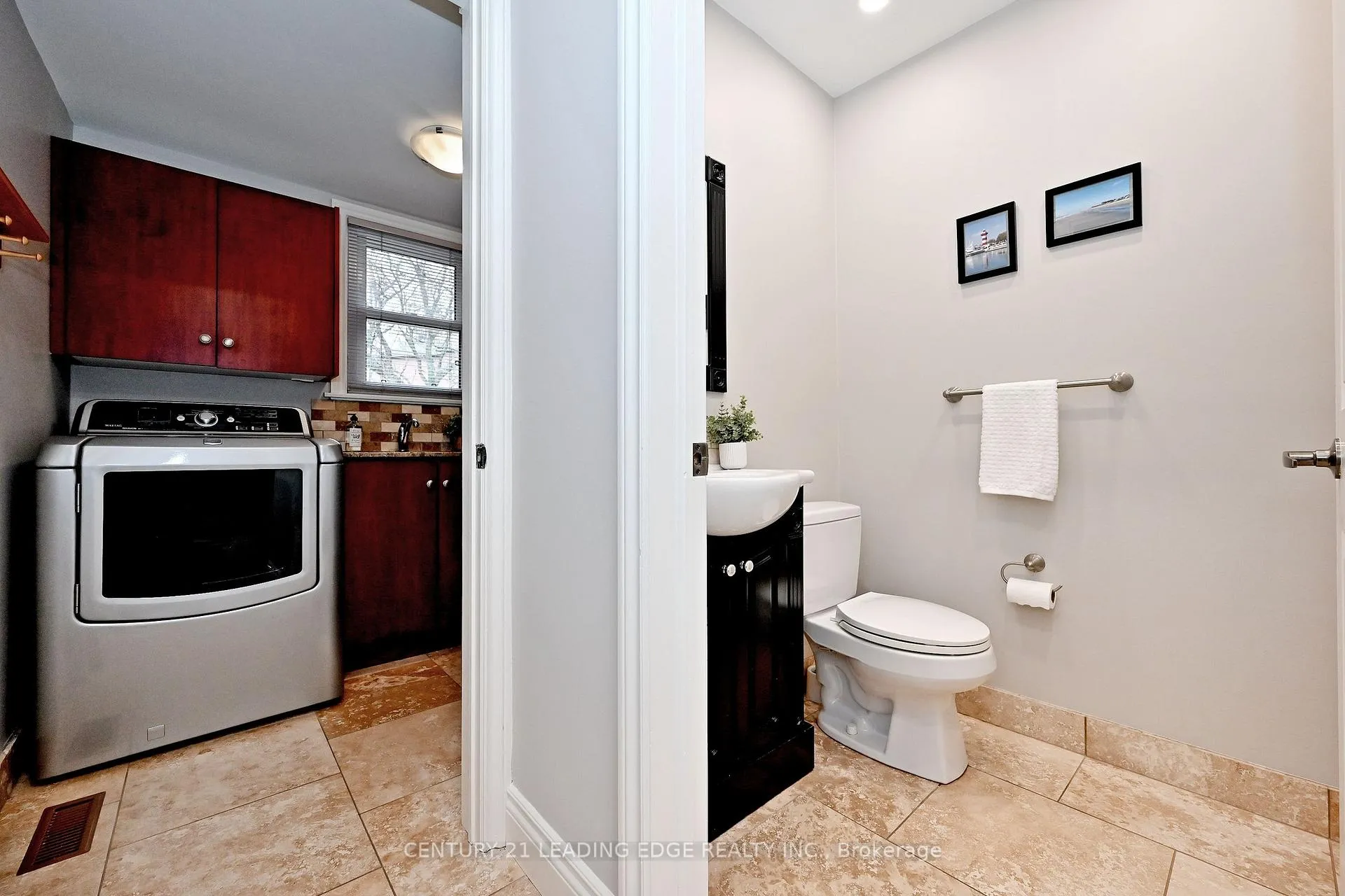 Photo 19 of 19 Berkeley Court, Markham, Unionville — HOMEH