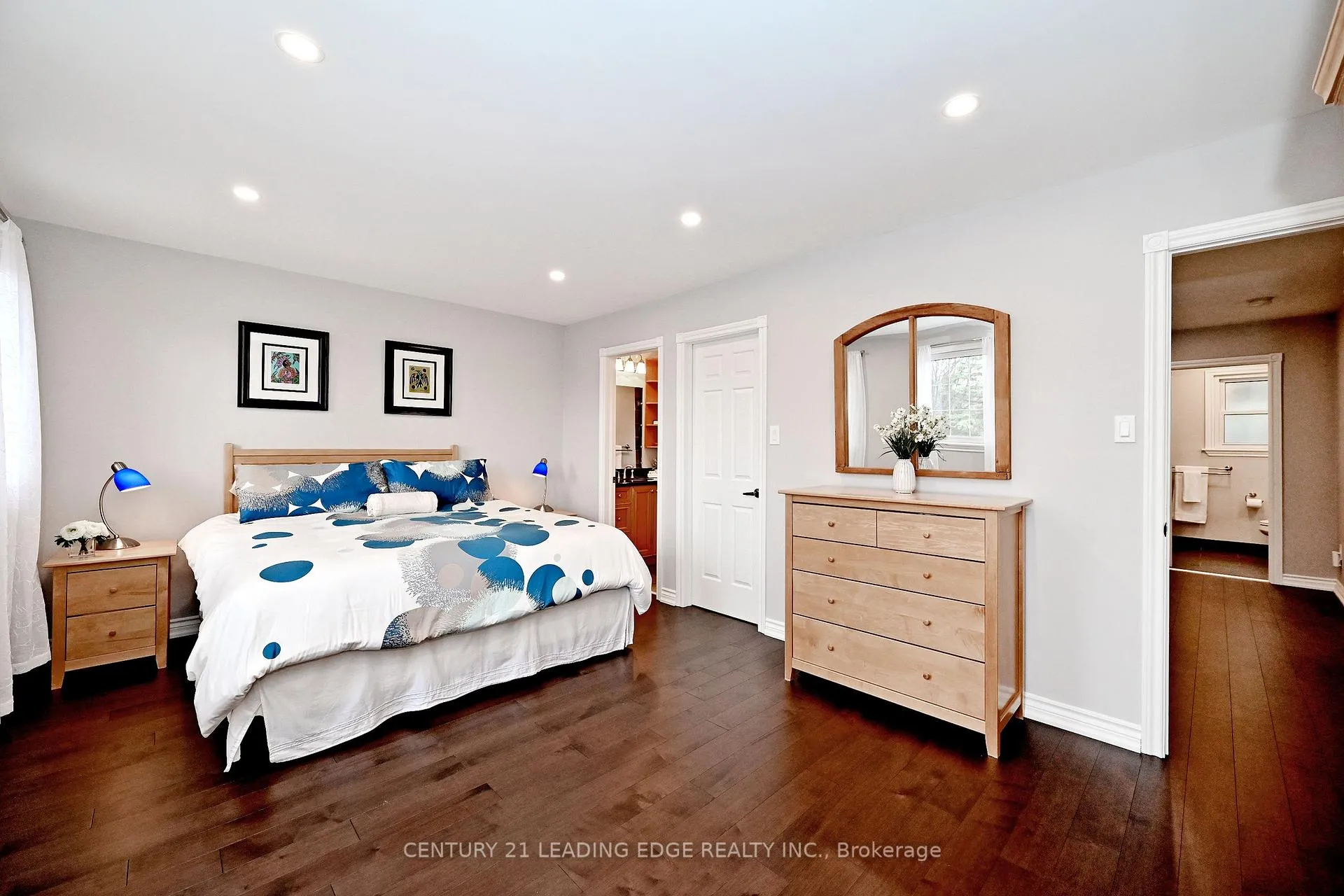 Photo 25 of 19 Berkeley Court, Markham, Unionville — HOMEH