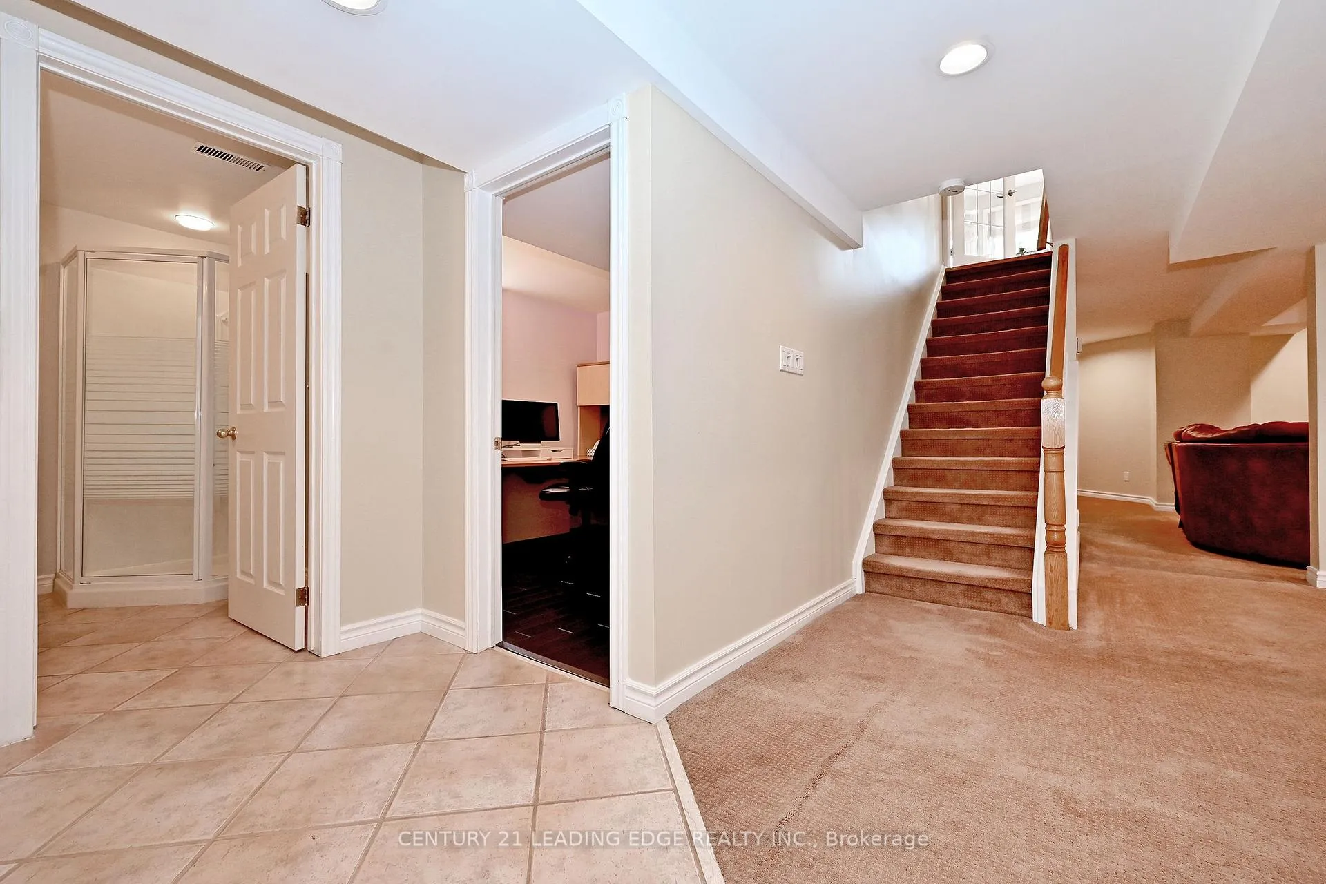 Photo 39 of 19 Berkeley Court, Markham, Unionville — HOMEH