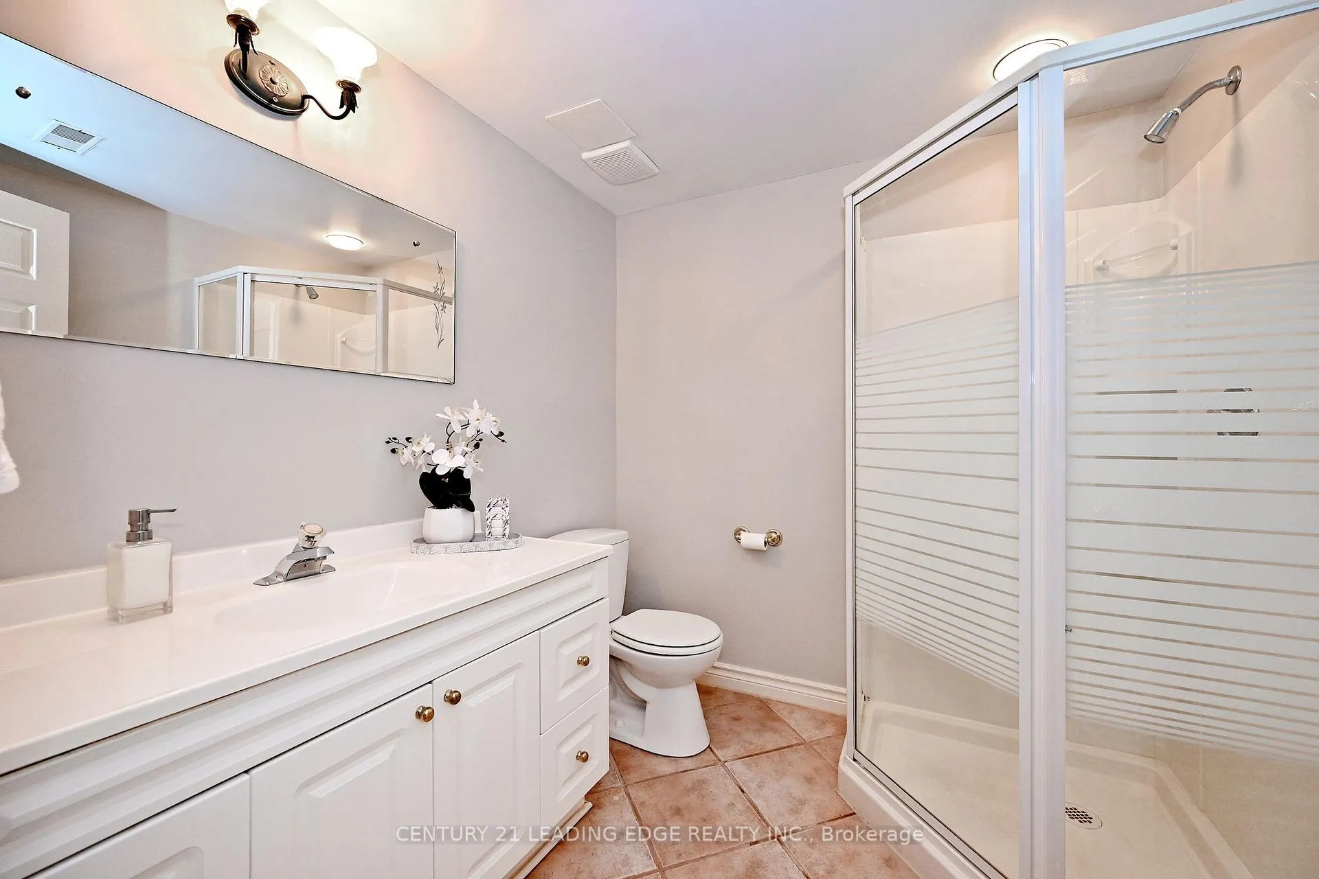 Photo 41 of 19 Berkeley Court, Markham, Unionville — HOMEH