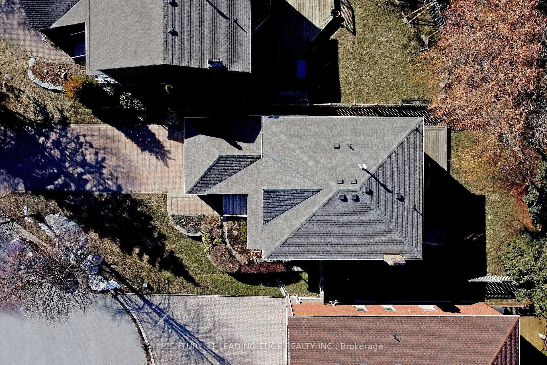 Photo 45 of 19 Berkeley Court, Markham, Unionville — HOMEH