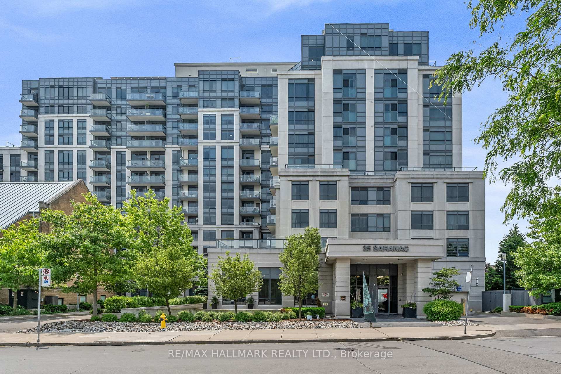 Photo 2 of Unit 907, 35 Saranac Boulevard, Toronto, Englemount-Lawrence — HOMEH
