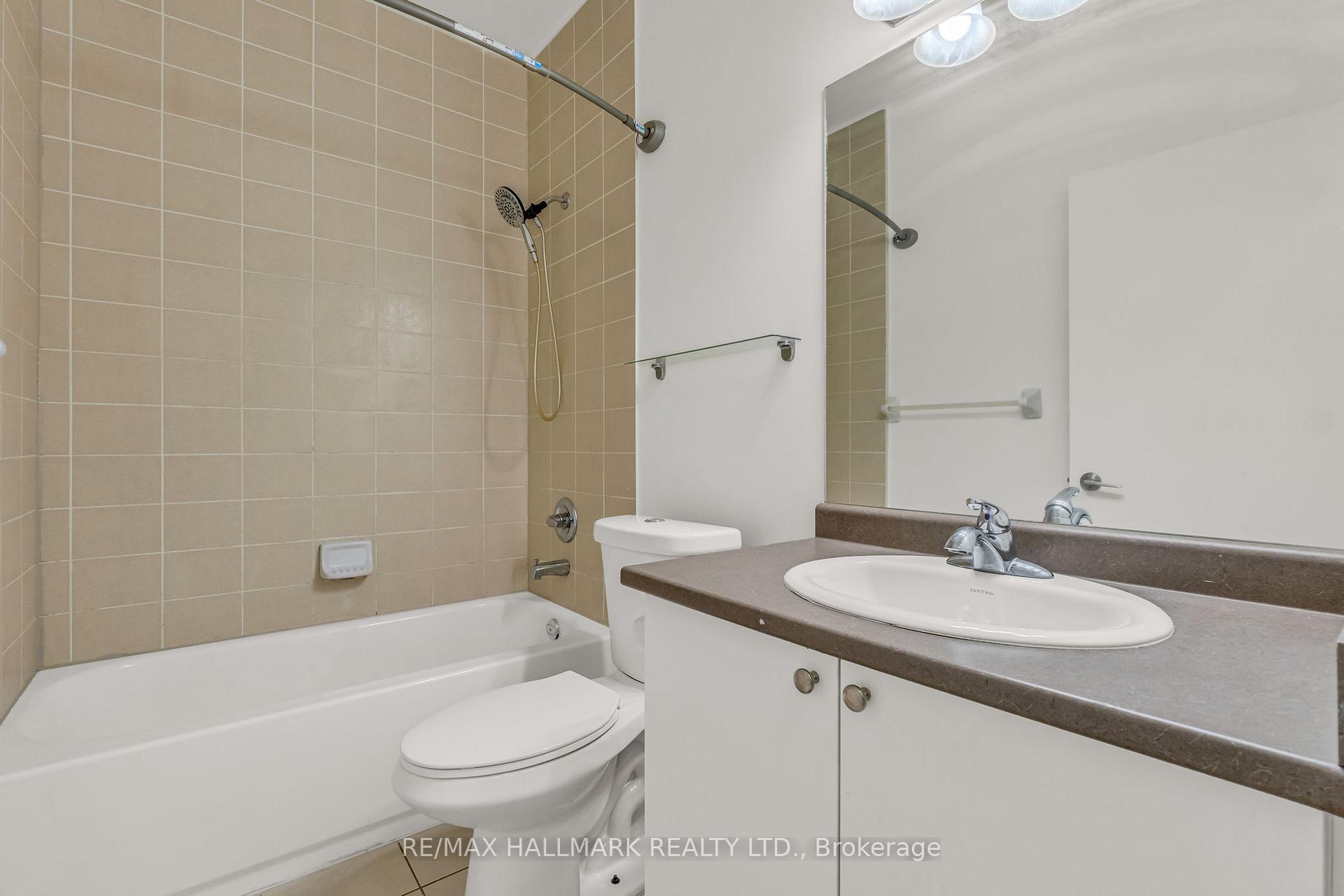 Photo 17 of Unit 907, 35 Saranac Boulevard, Toronto, Englemount-Lawrence — HOMEH