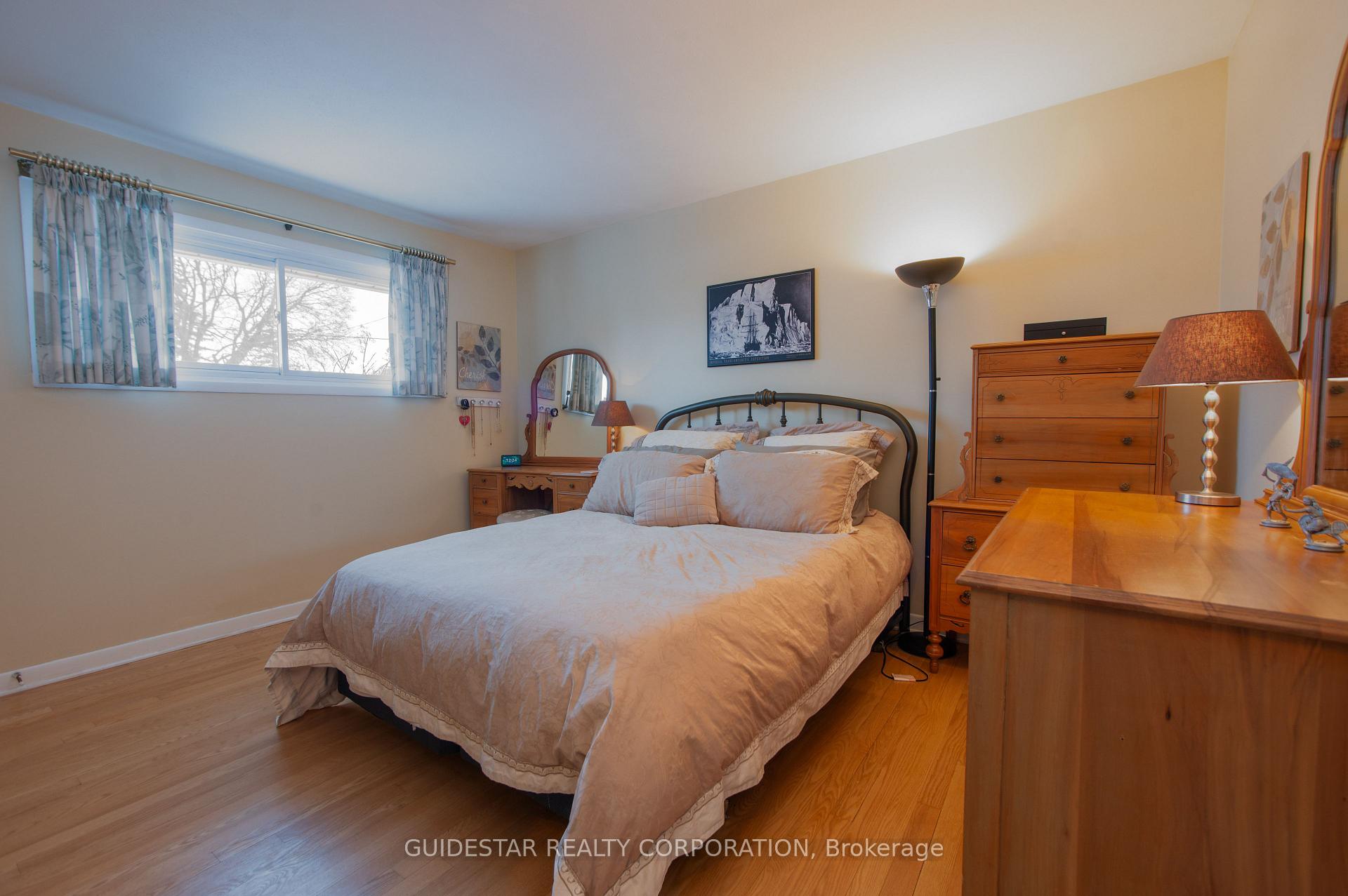 Photo 25 of 4 Solva Drive, Ottawa, Crystal Beach — HOMEH